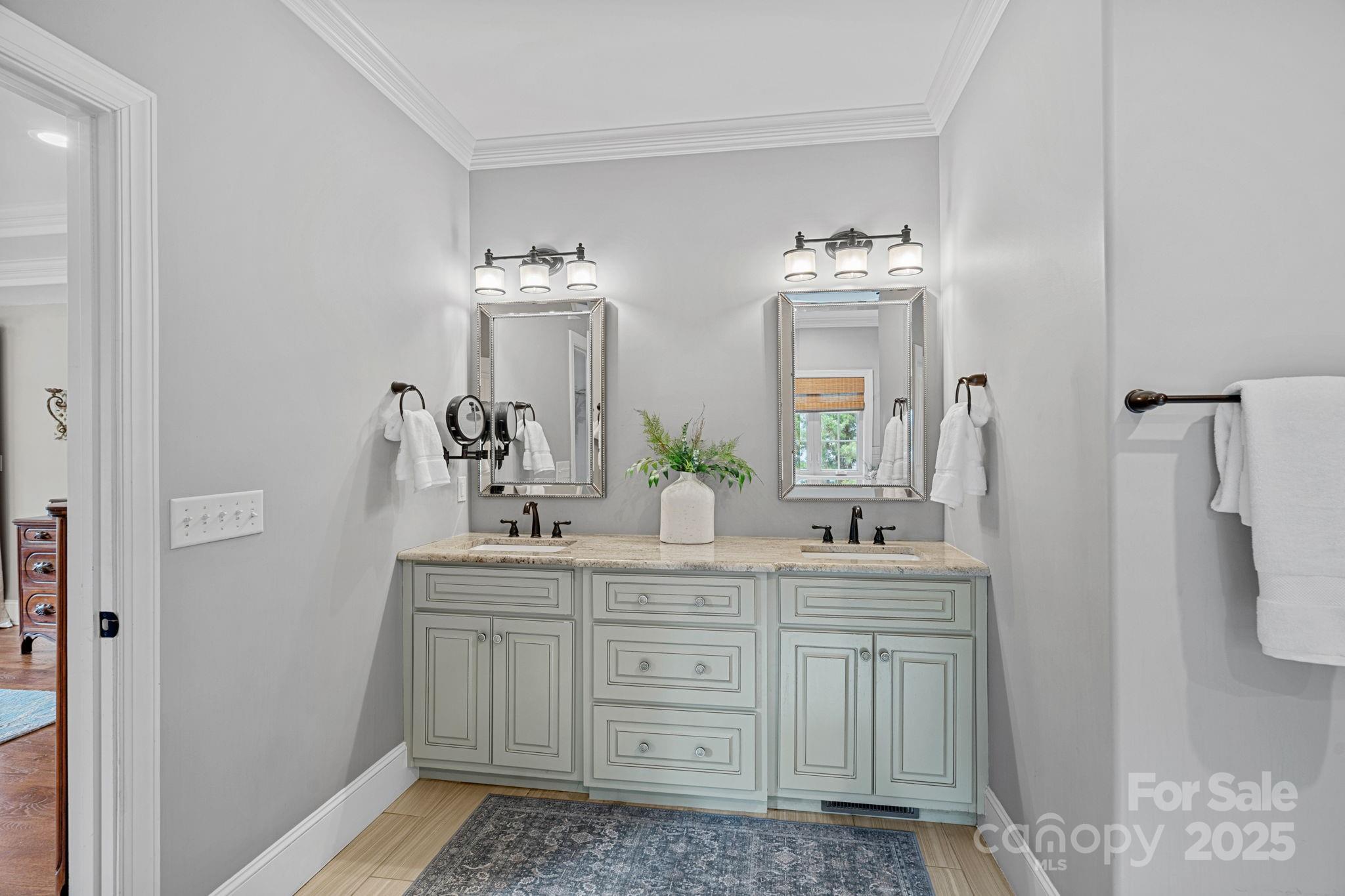 582 Barber Loop