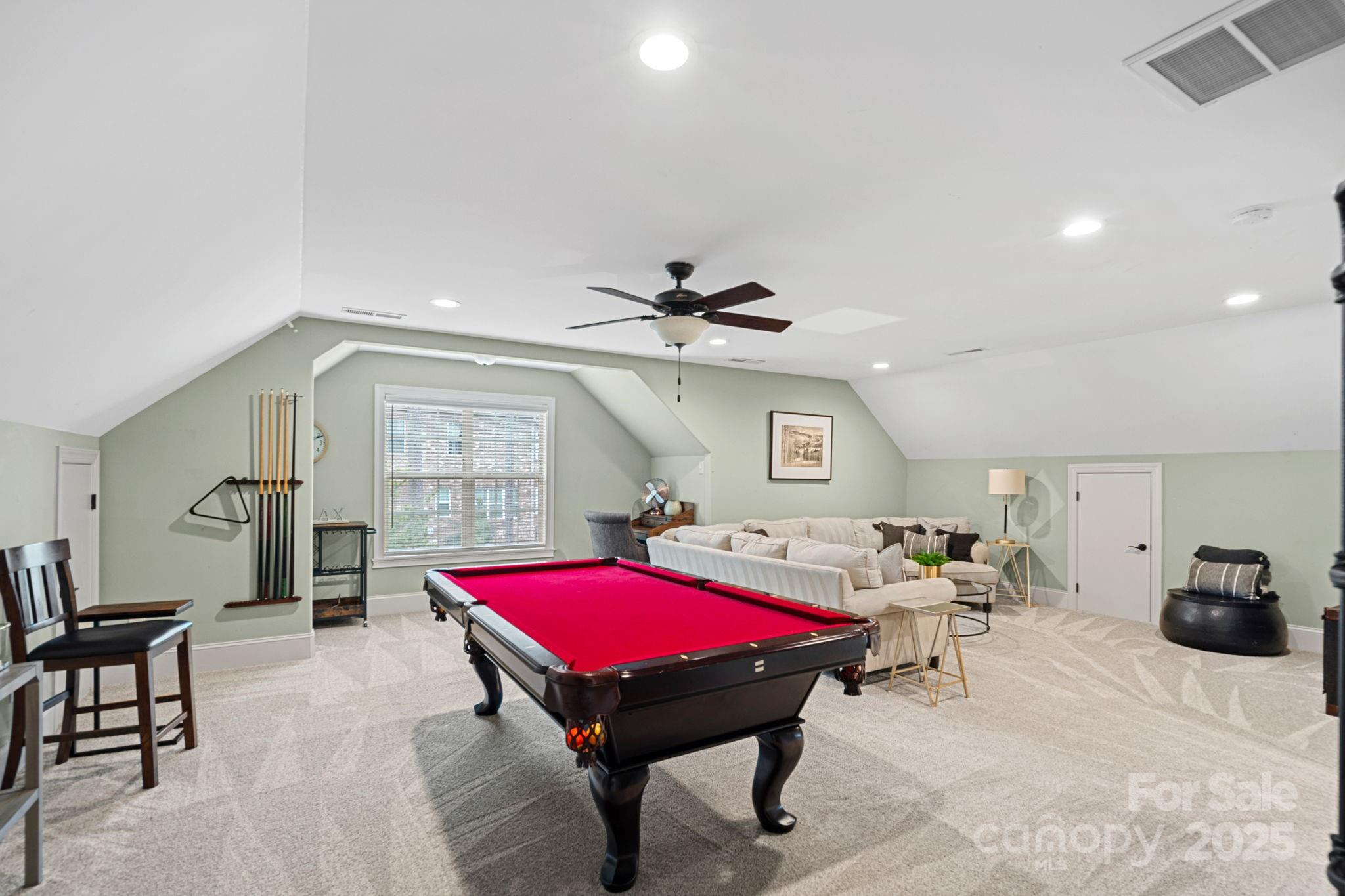 582 Barber Loop