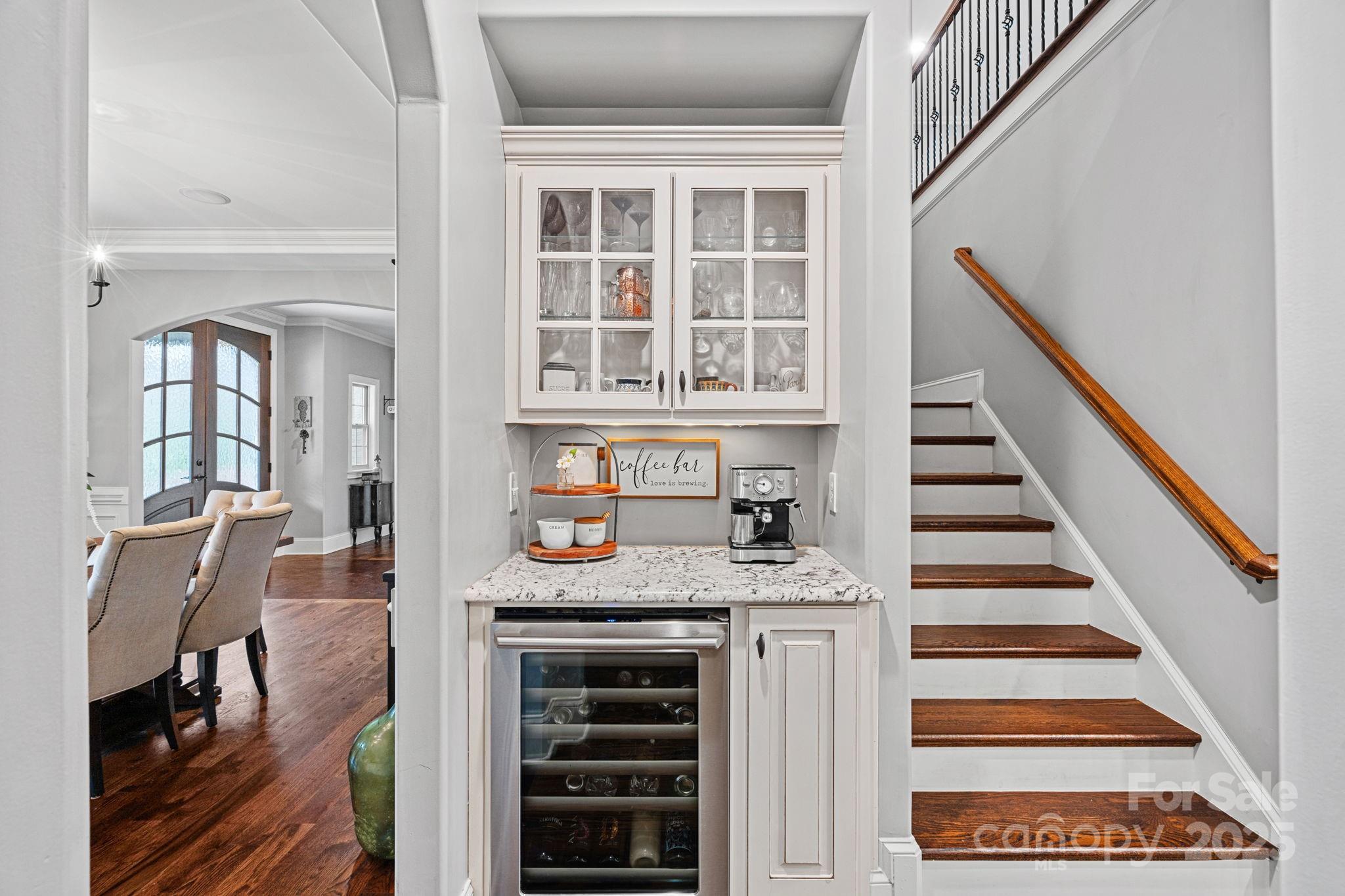 582 Barber Loop