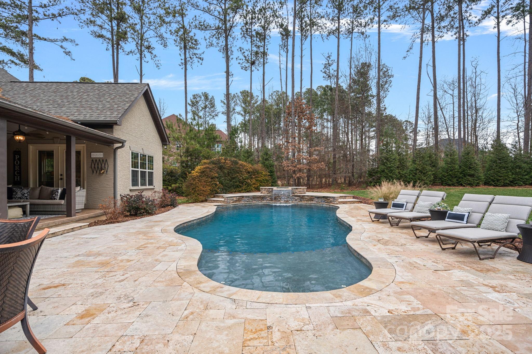 582 Barber Loop