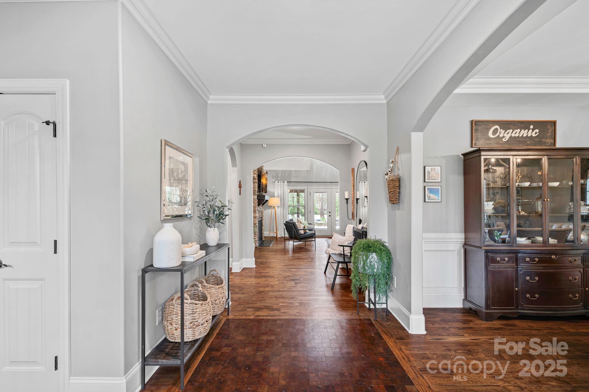 582 Barber Loop