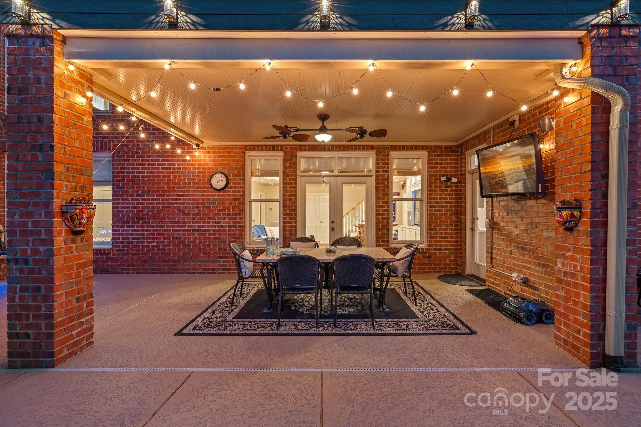 162 Wild Harbor Road