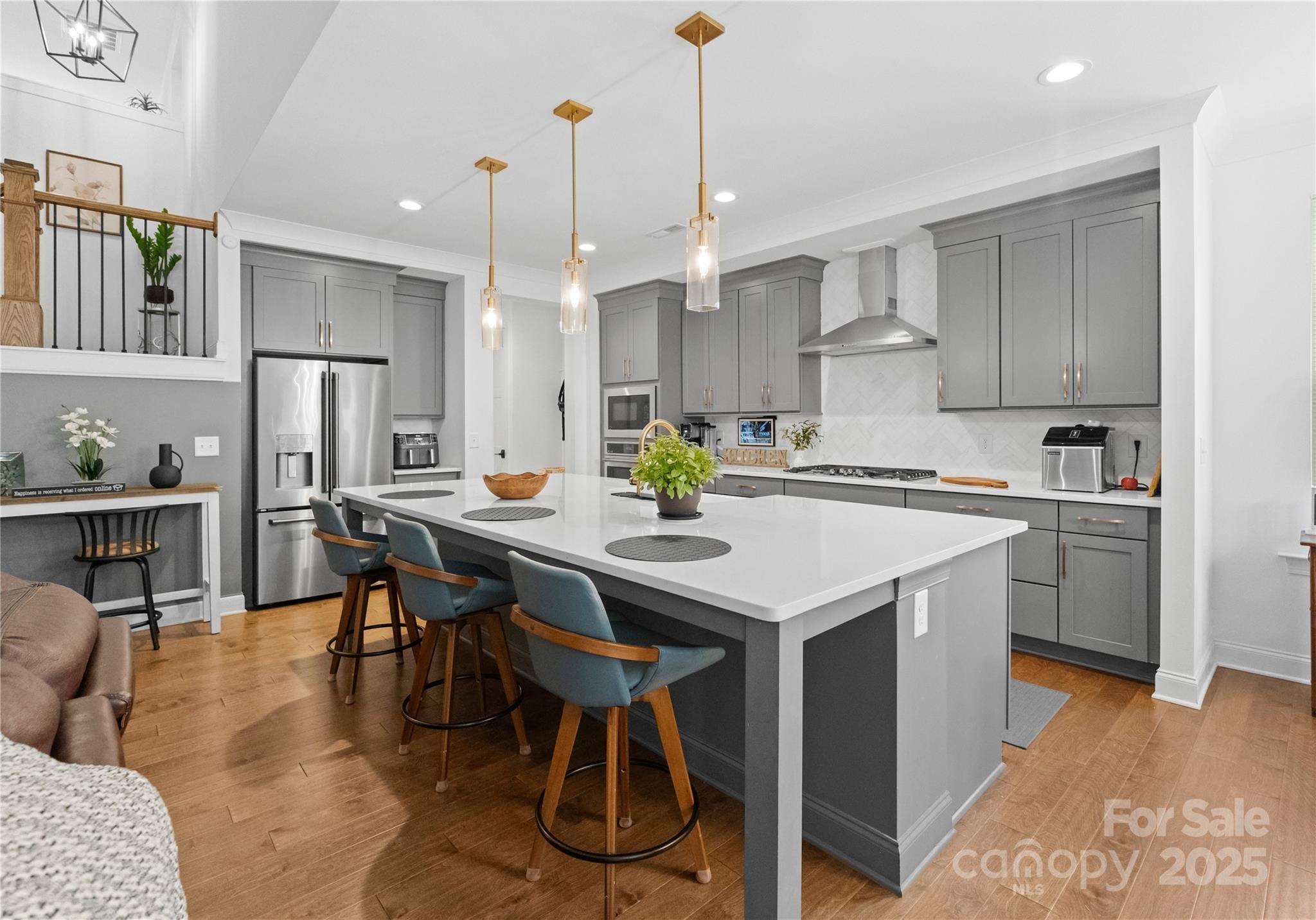 6601 Harbor Oaks Drive