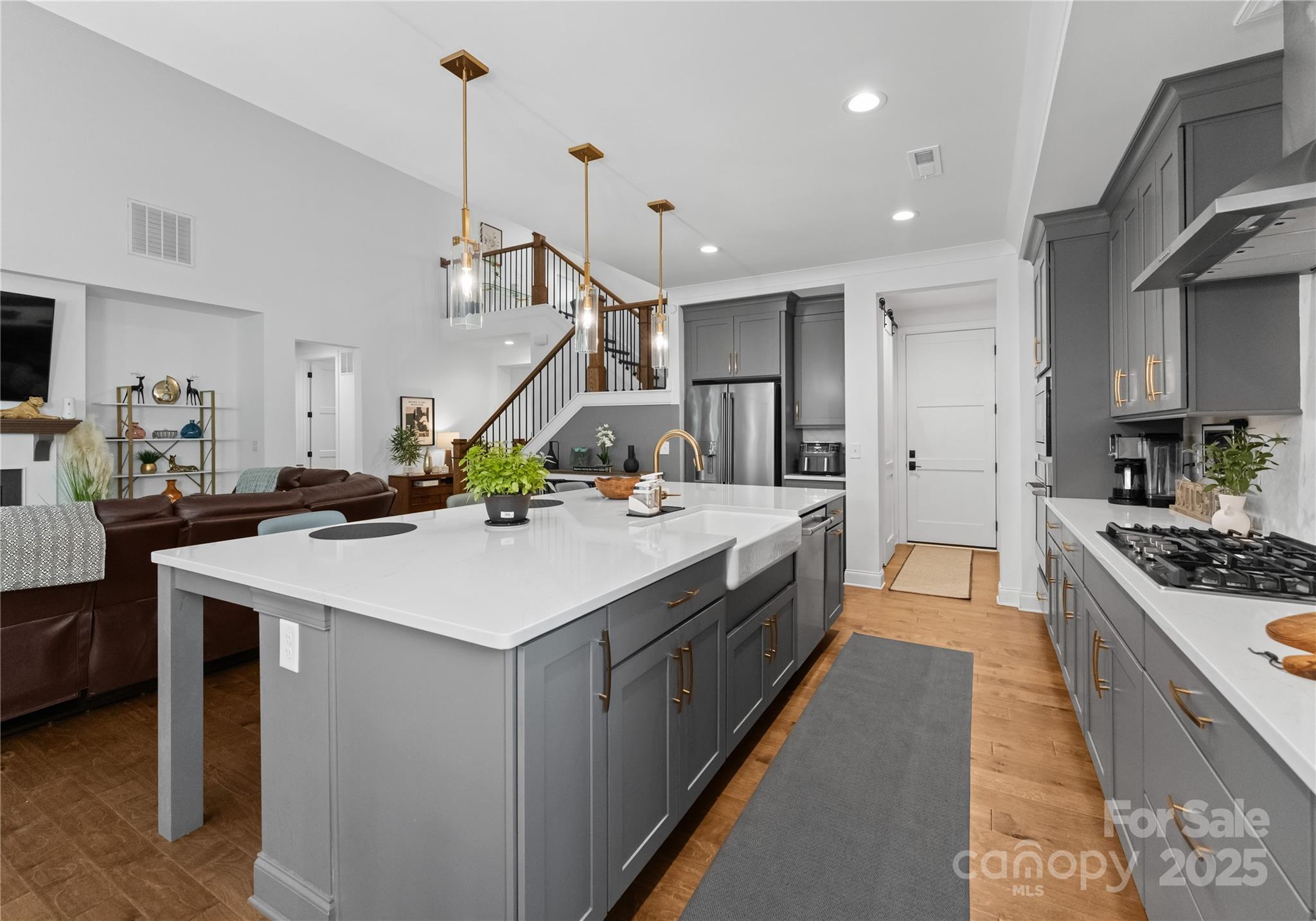 6601 Harbor Oaks Drive