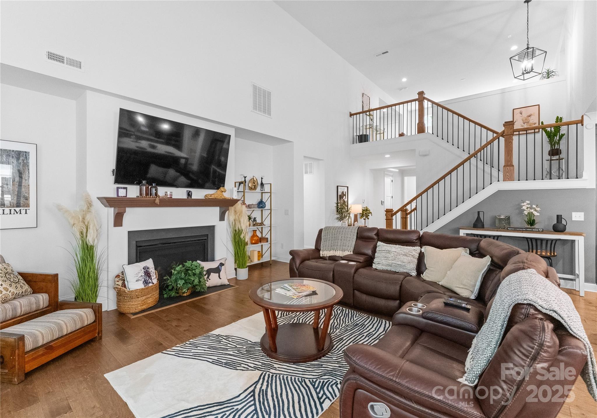 6601 Harbor Oaks Drive
