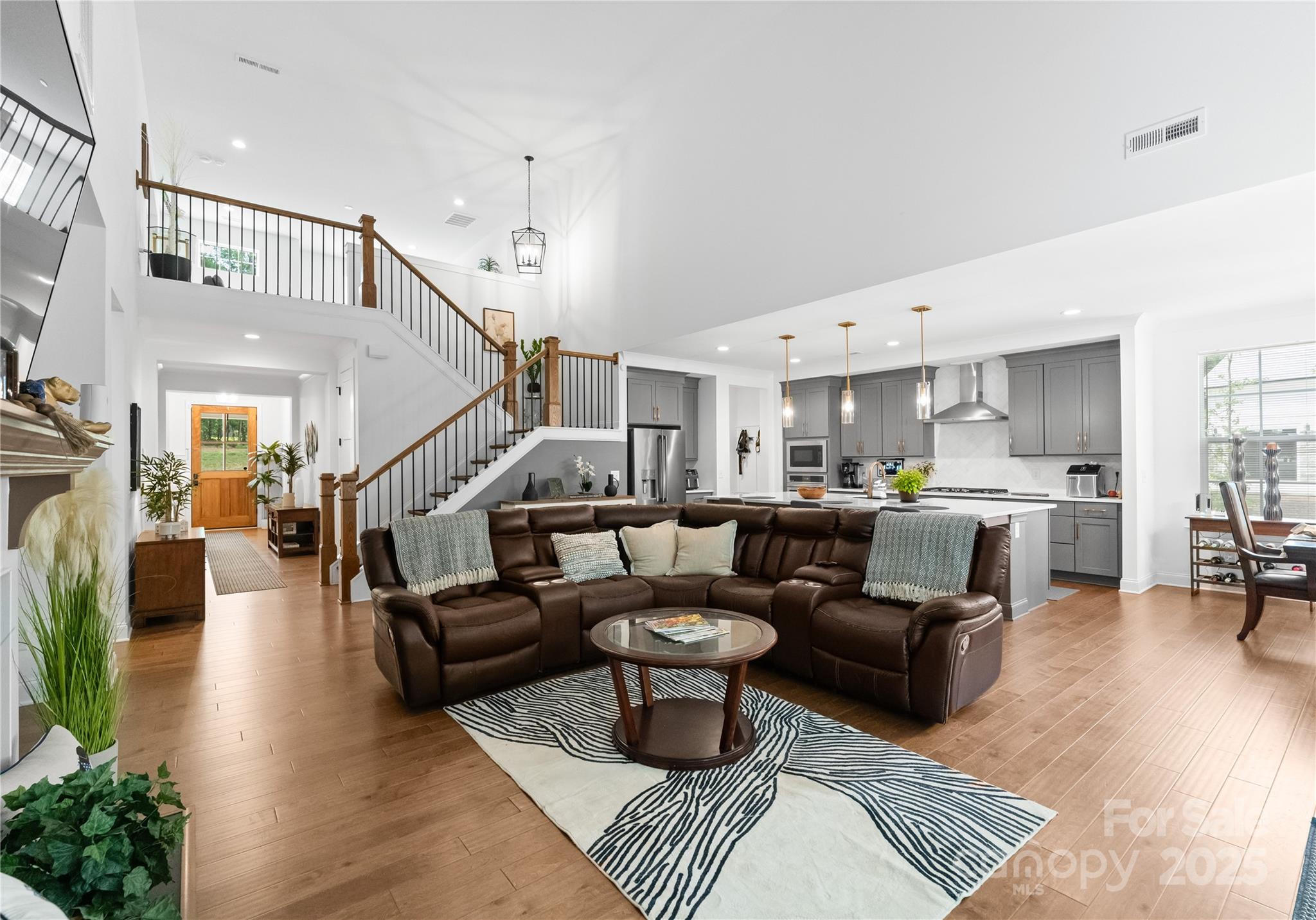6601 Harbor Oaks Drive