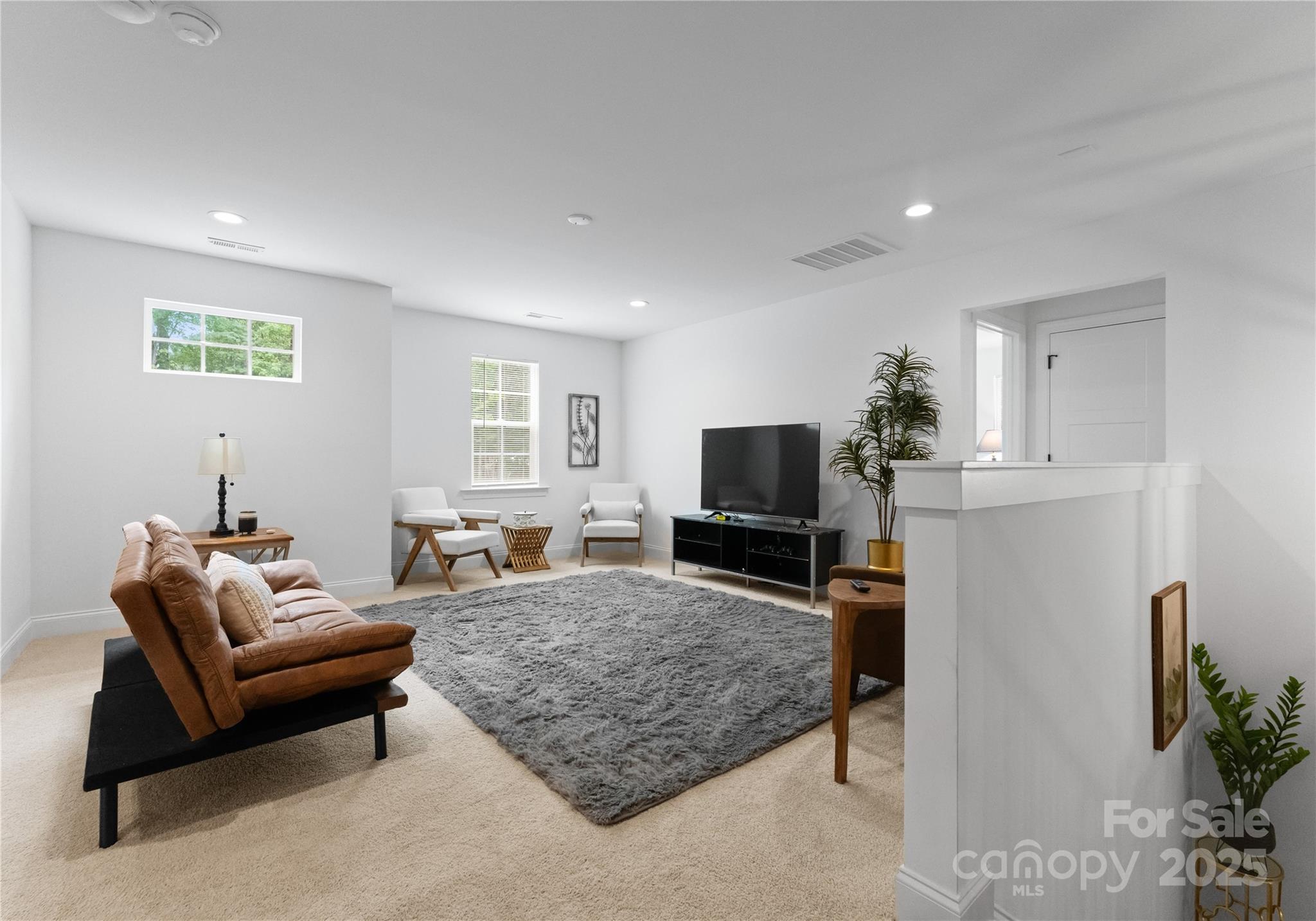 6601 Harbor Oaks Drive