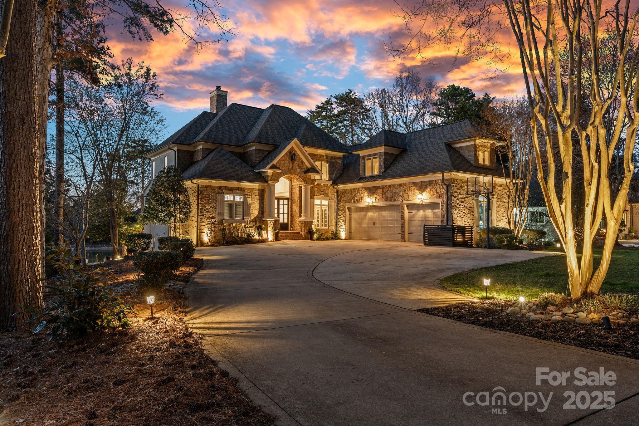 104 Standish Lane