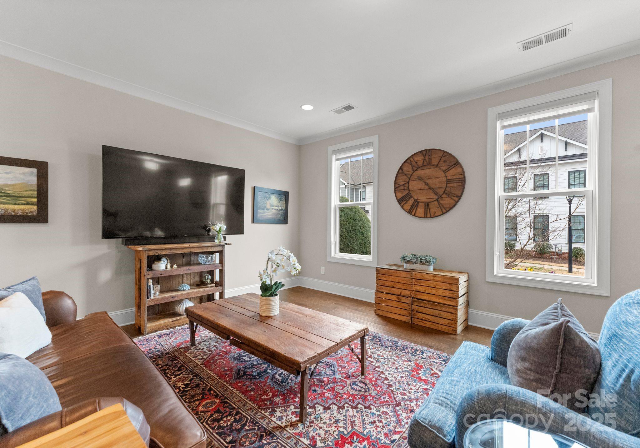 118 Mint Avenue Unit: B