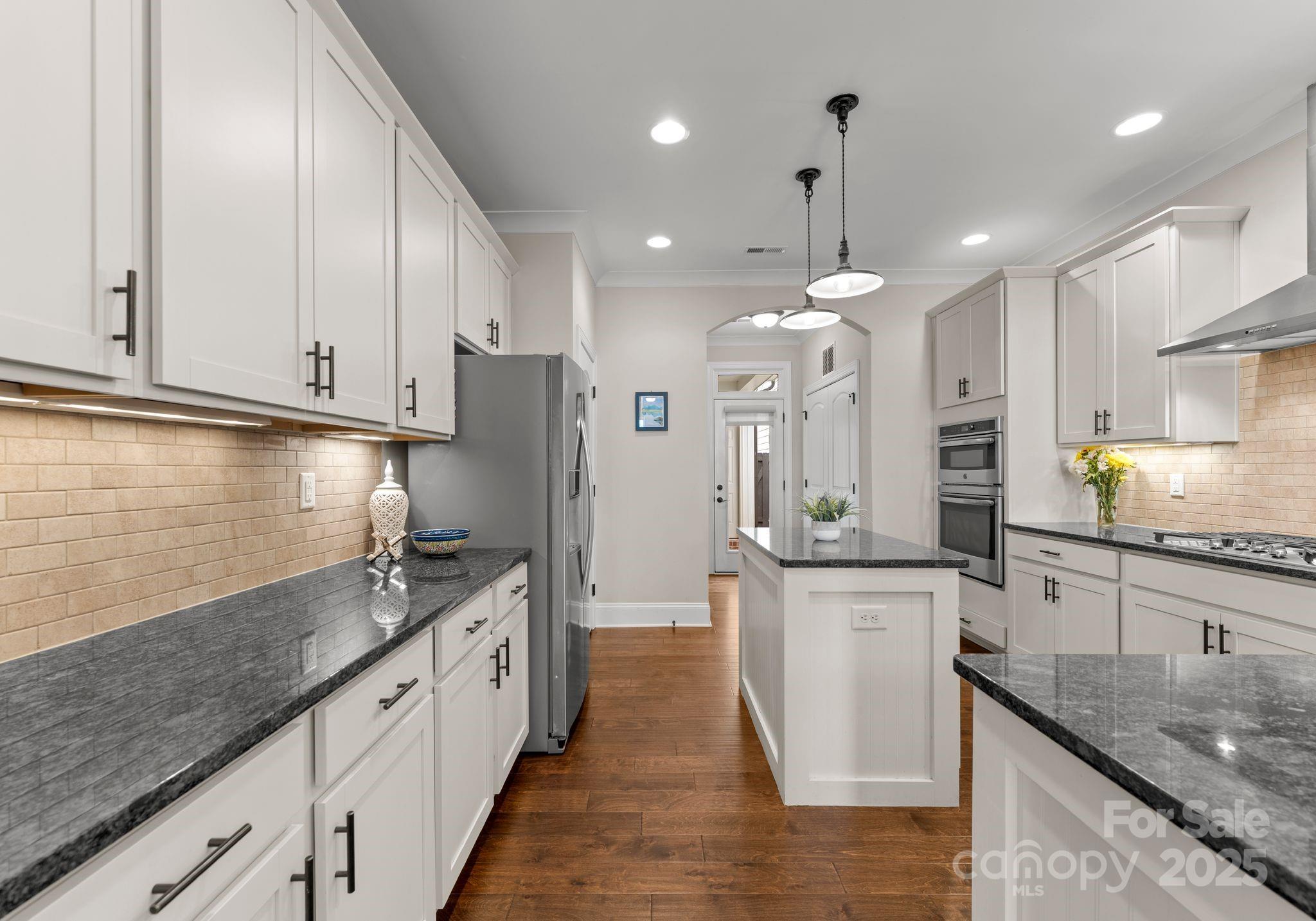 118 Mint Avenue Unit: B