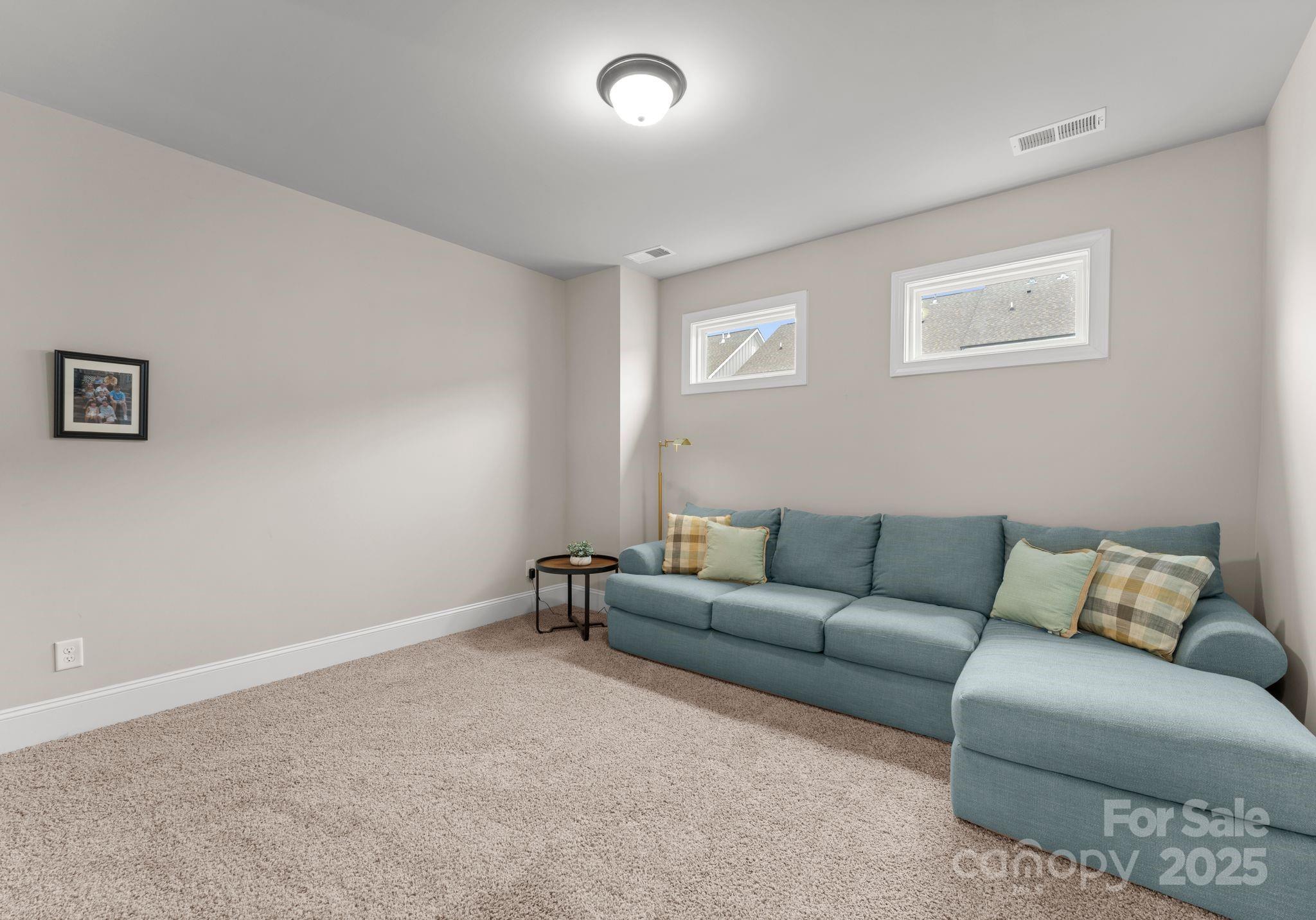 118 Mint Avenue Unit: B