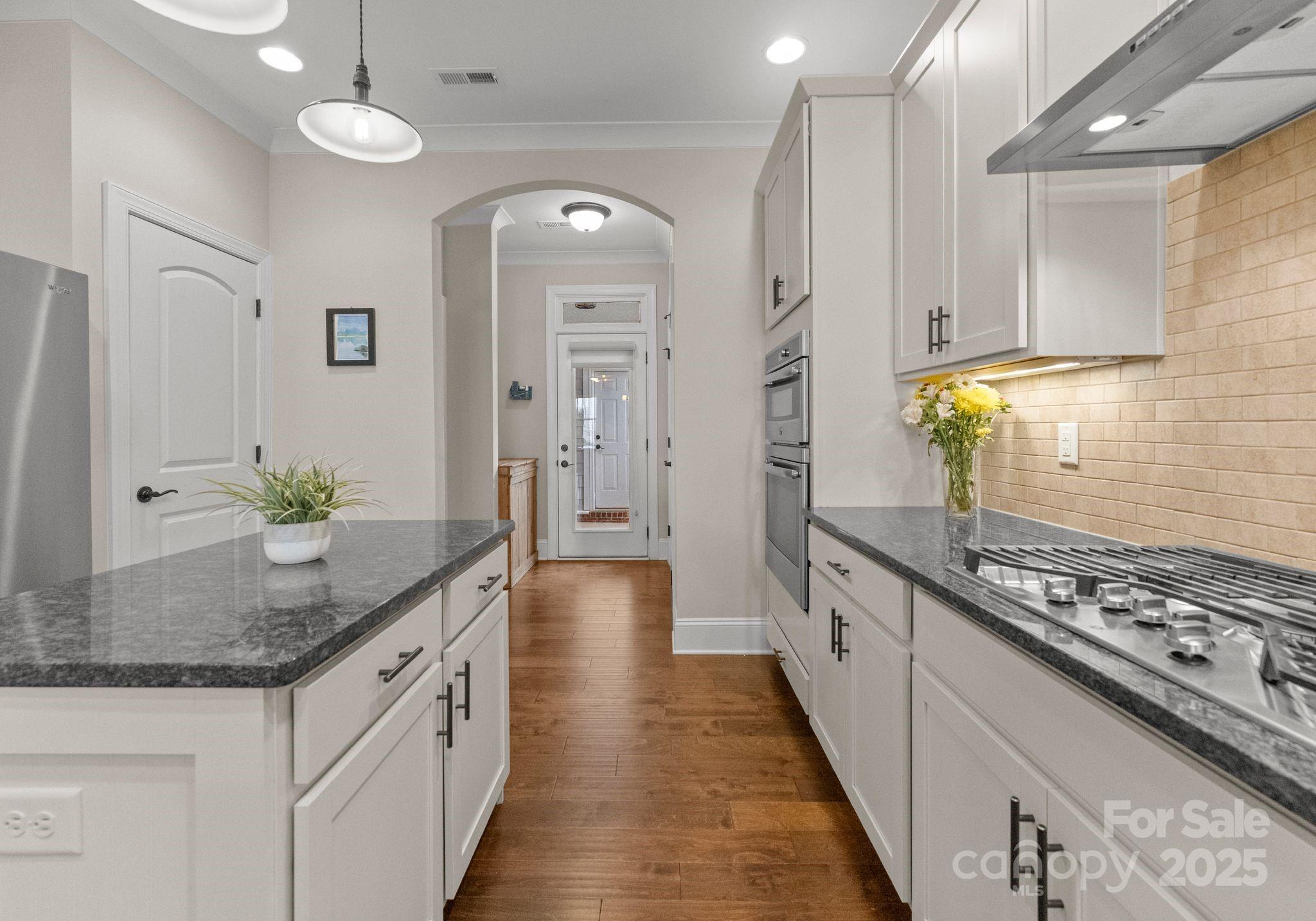 118 Mint Avenue Unit: B