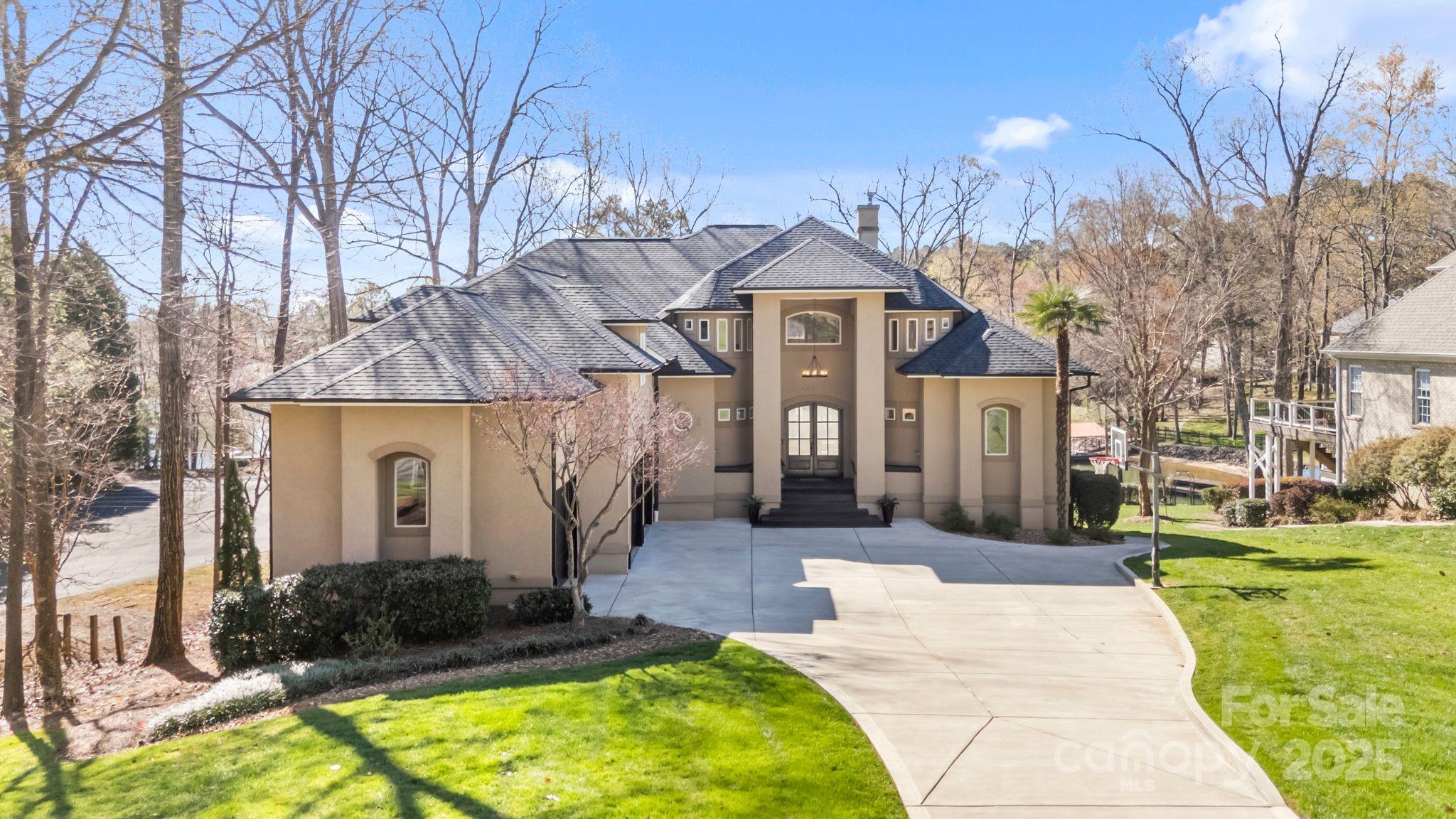 8016 West Bay Drive