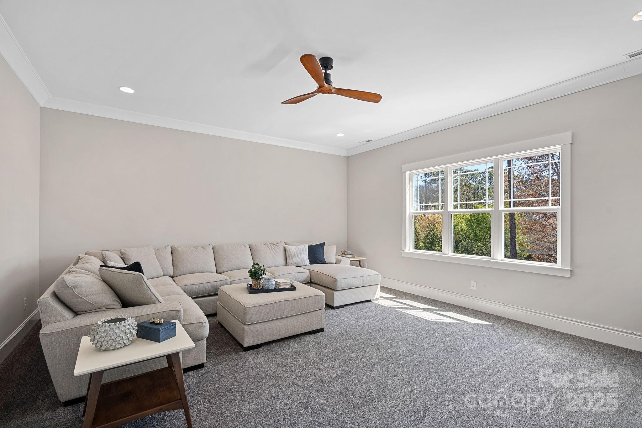 118 Grasshopper Circle