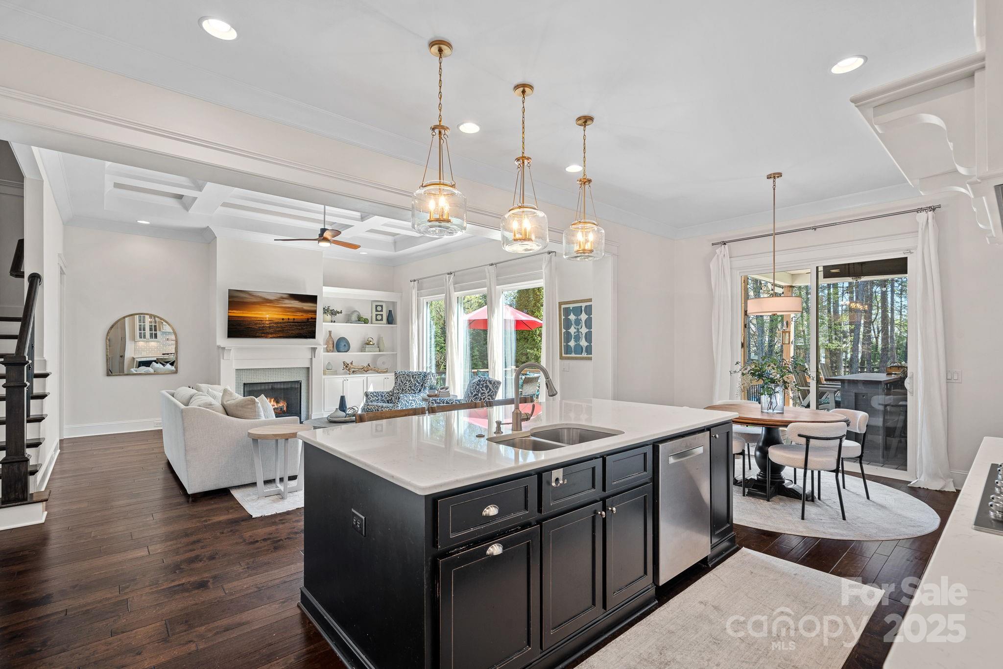 118 Grasshopper Circle