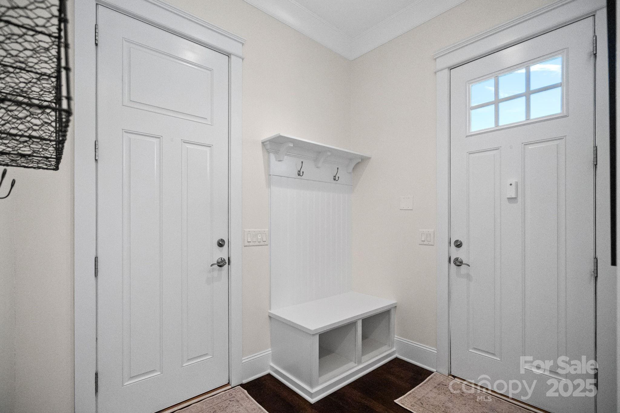118 Grasshopper Circle