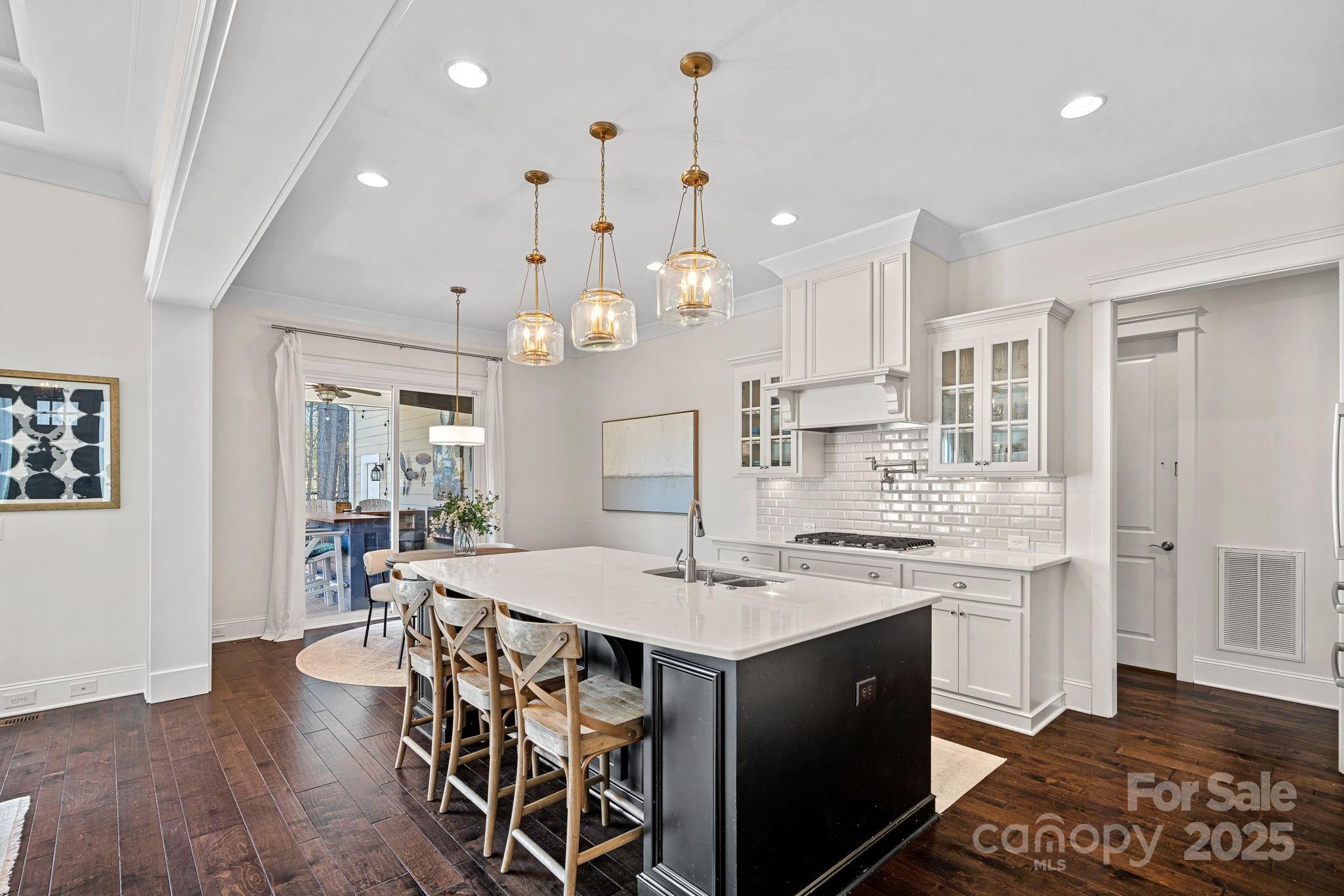 118 Grasshopper Circle