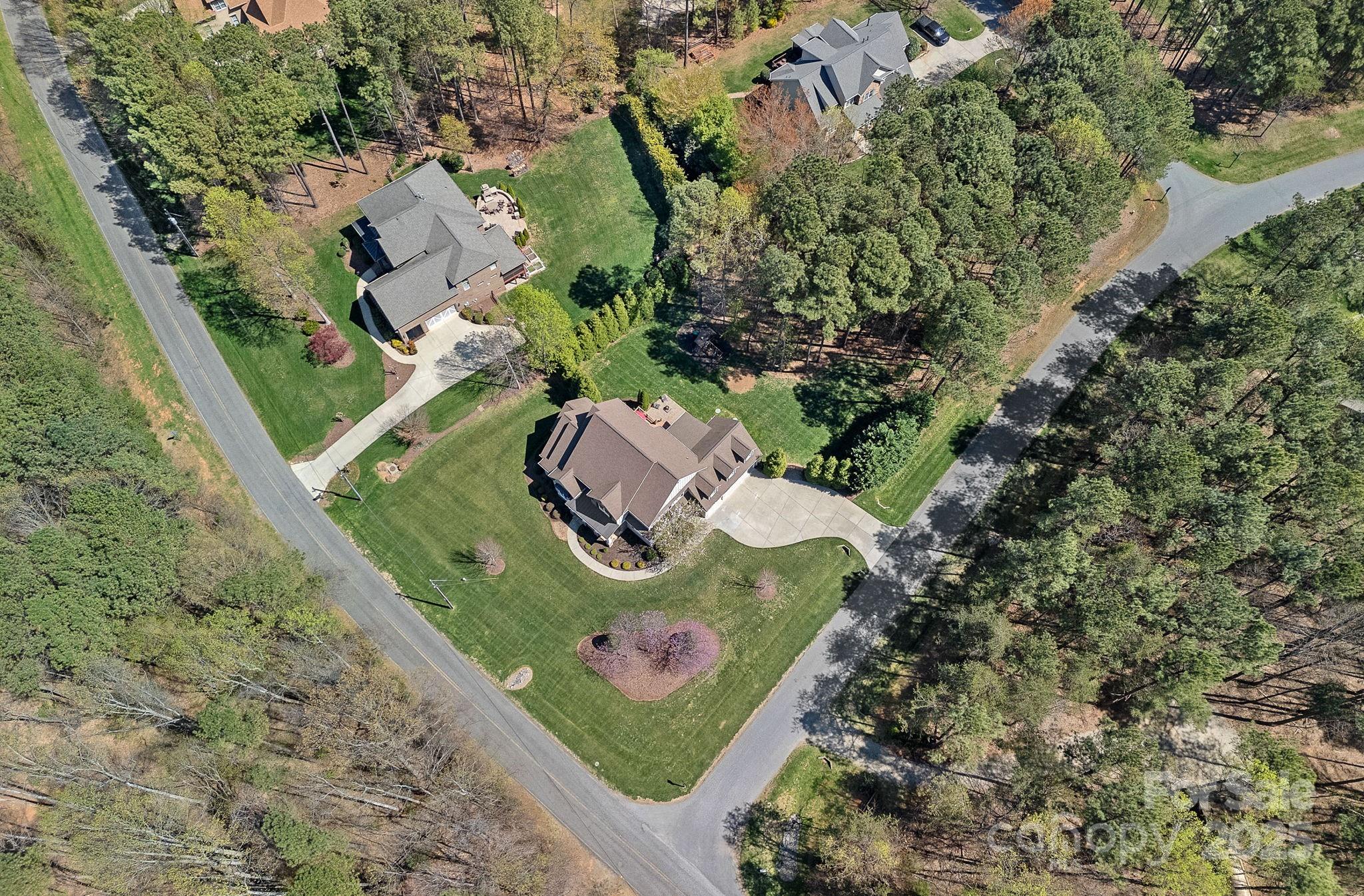 118 Grasshopper Circle