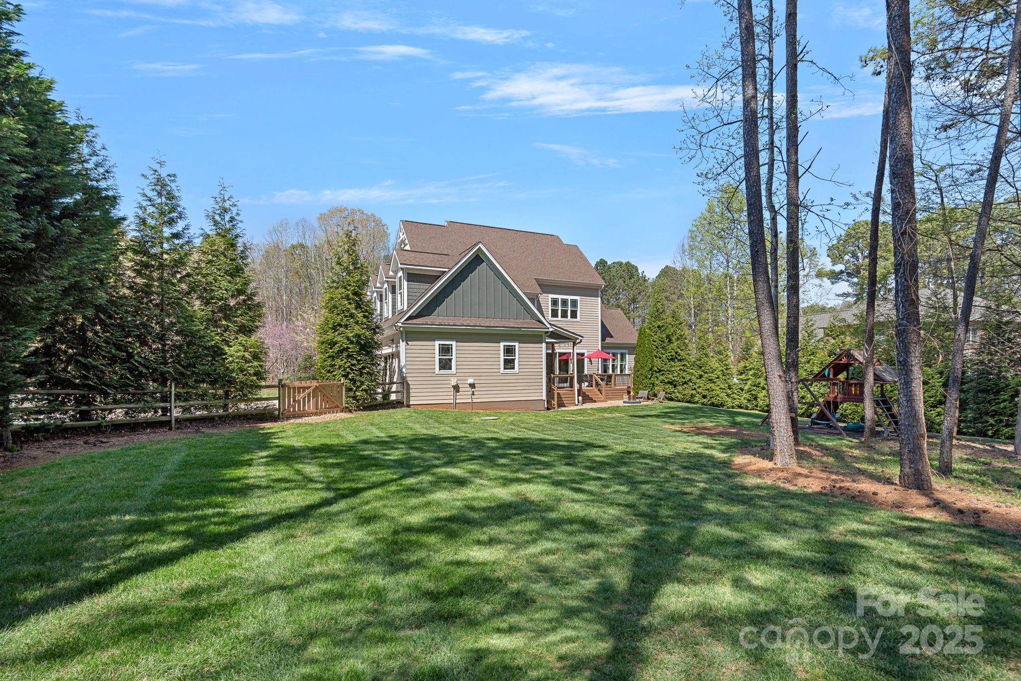 118 Grasshopper Circle