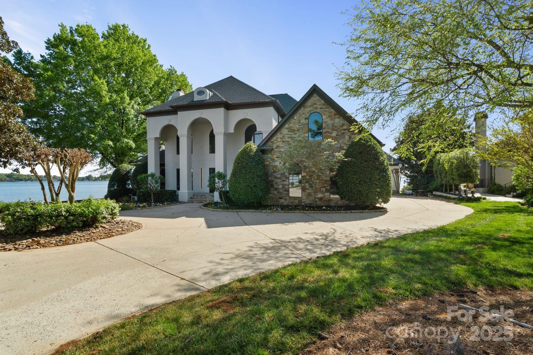 114 Ventana Court