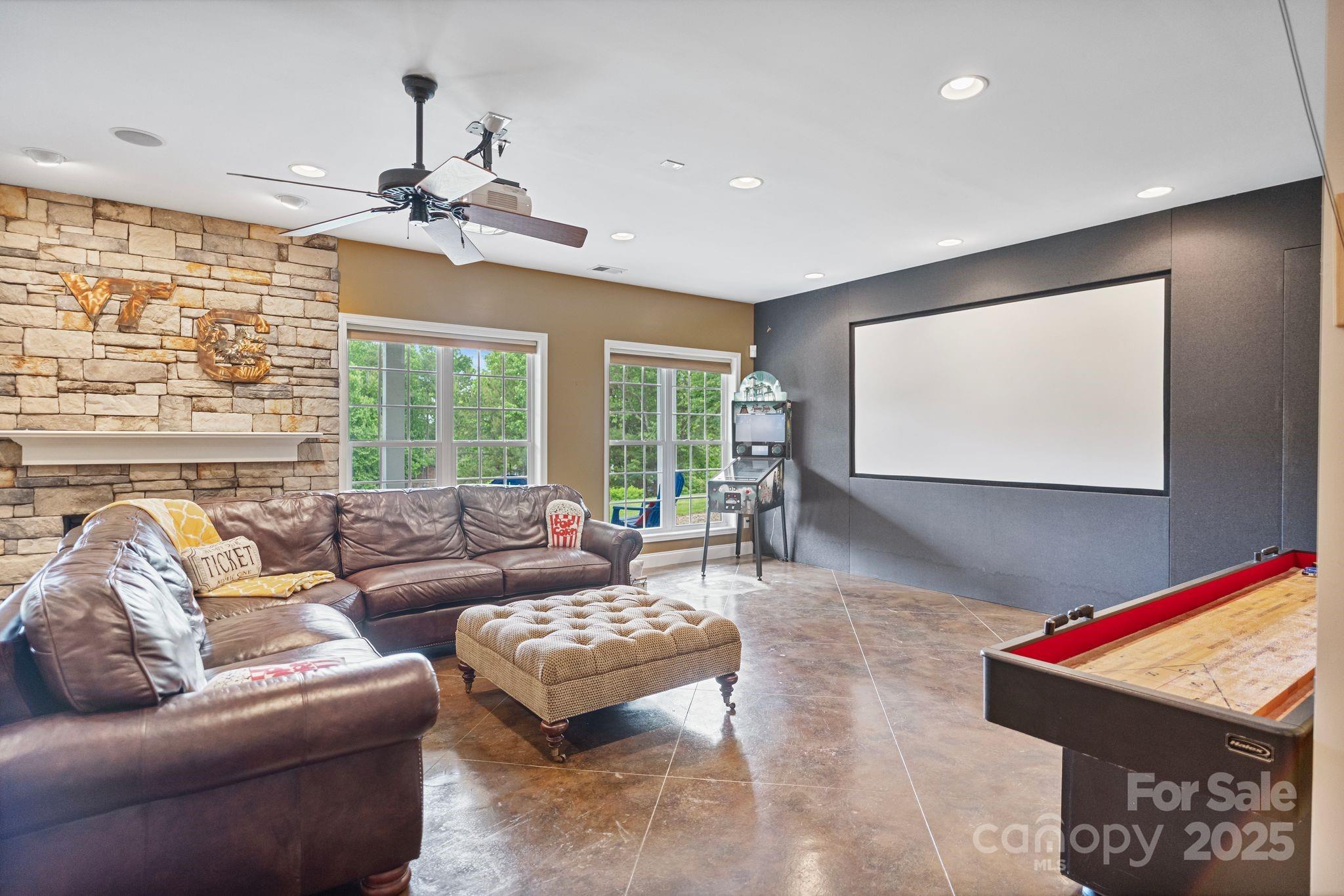 7471 Barfield Lane