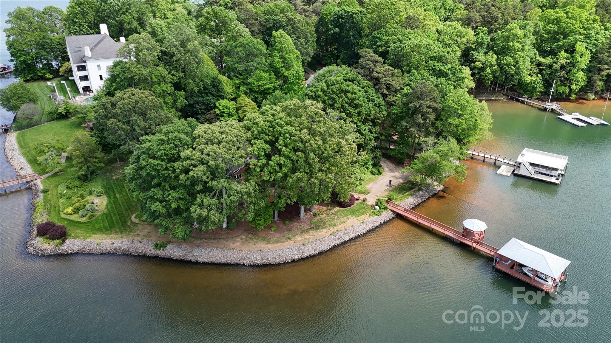 2818 Cherry Lane