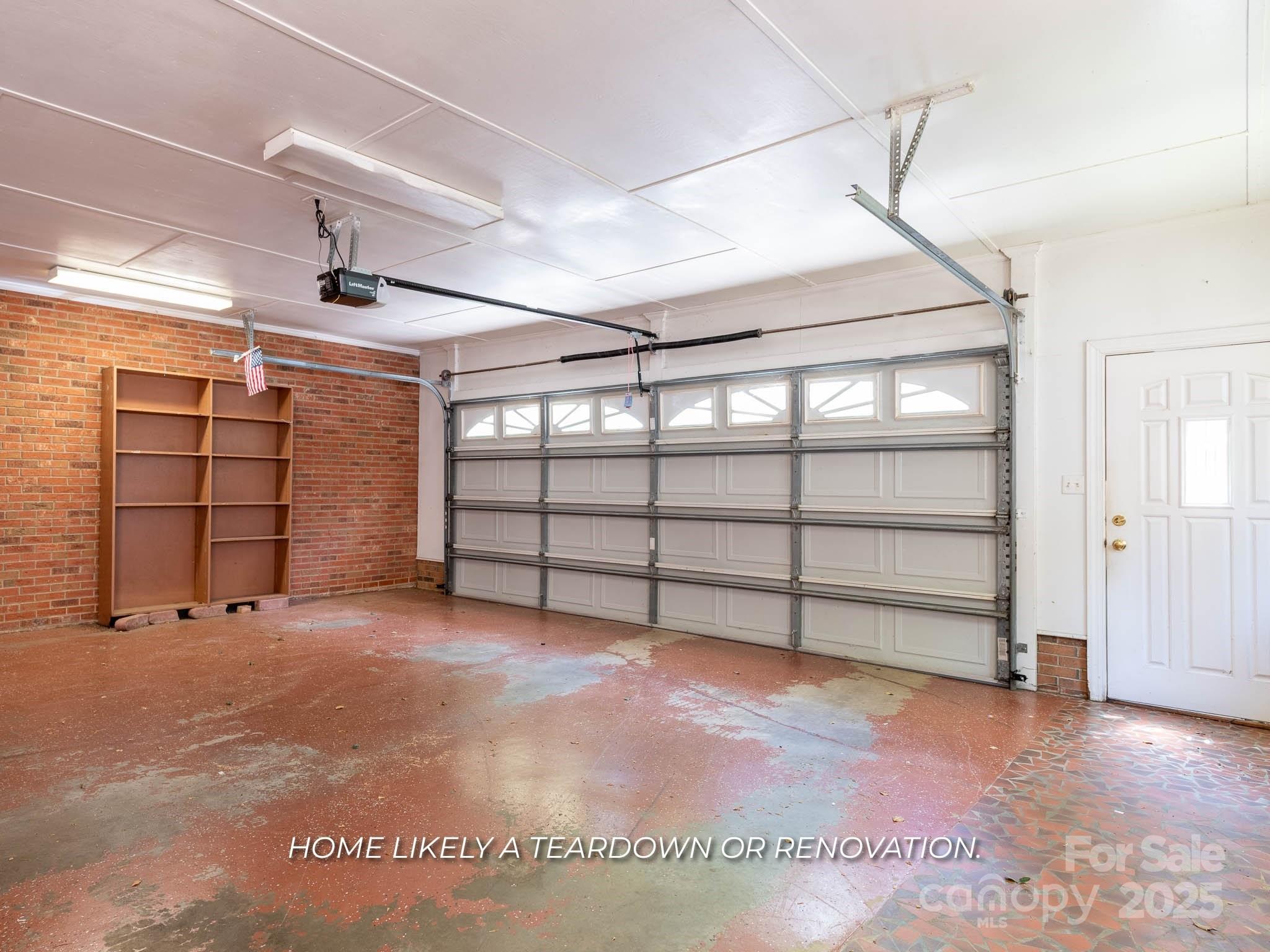 2818 Cherry Lane