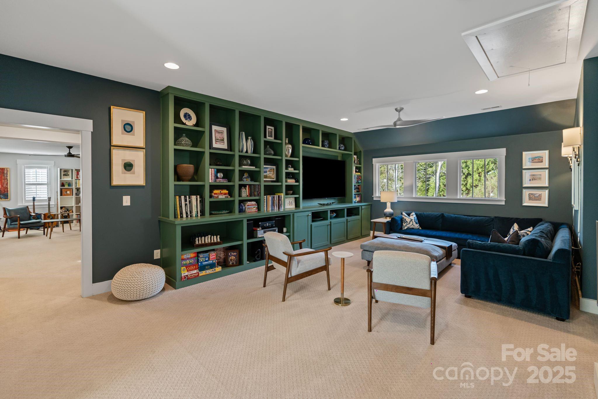 1502 Matthew Mcclure Circle