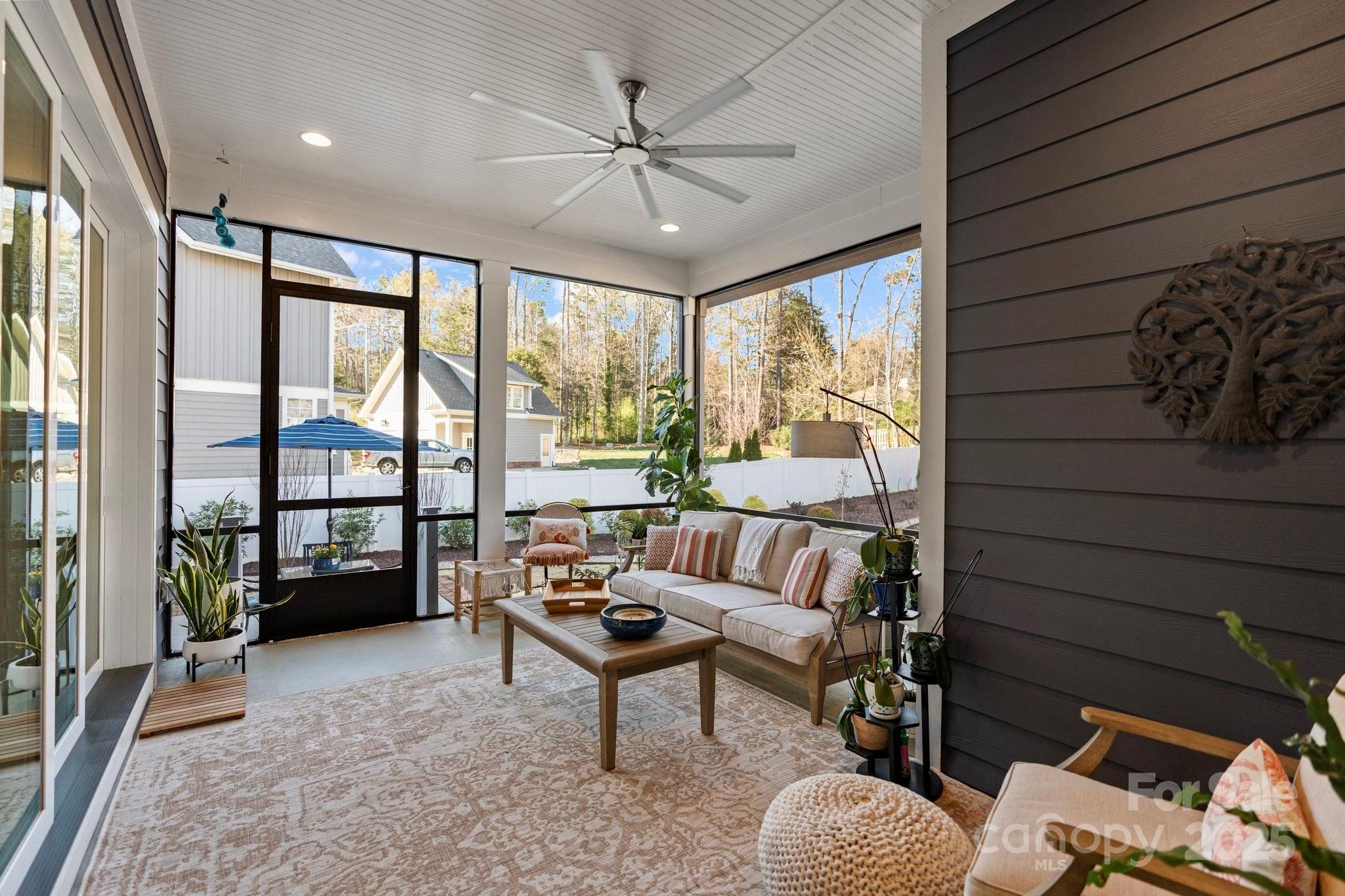 1502 Matthew Mcclure Circle