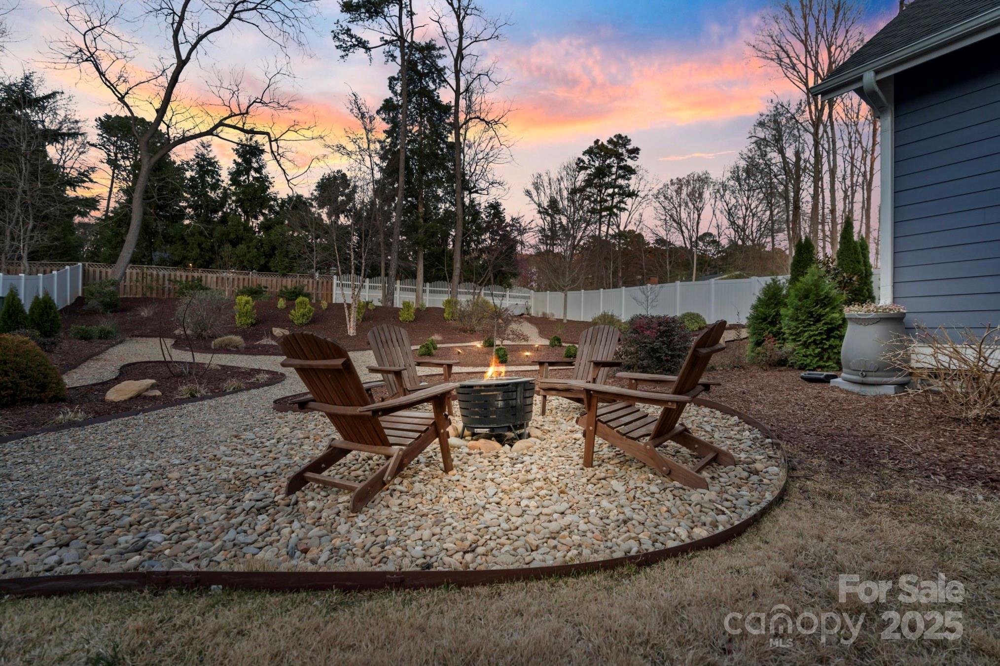 1502 Matthew Mcclure Circle