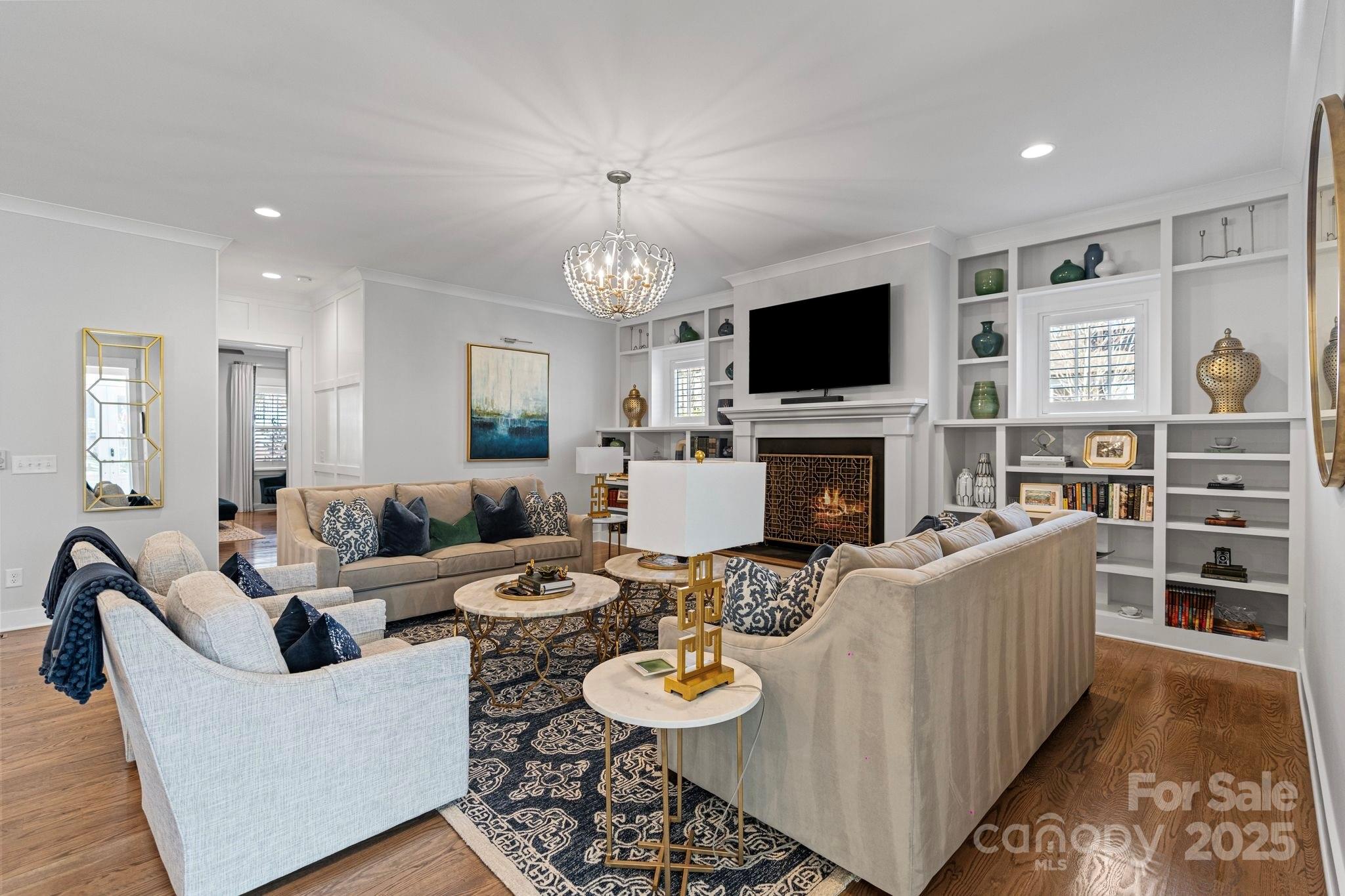 1502 Matthew Mcclure Circle