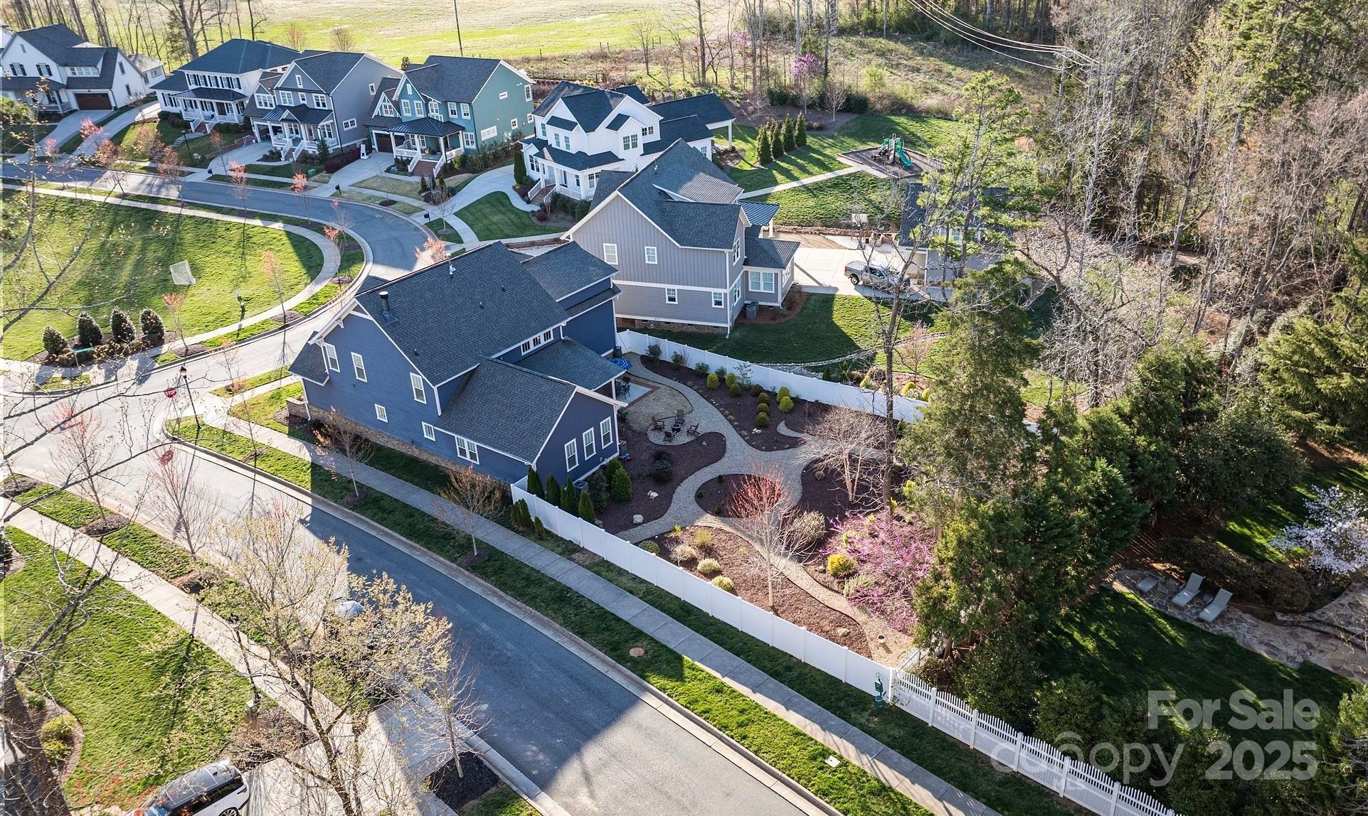 1502 Matthew Mcclure Circle