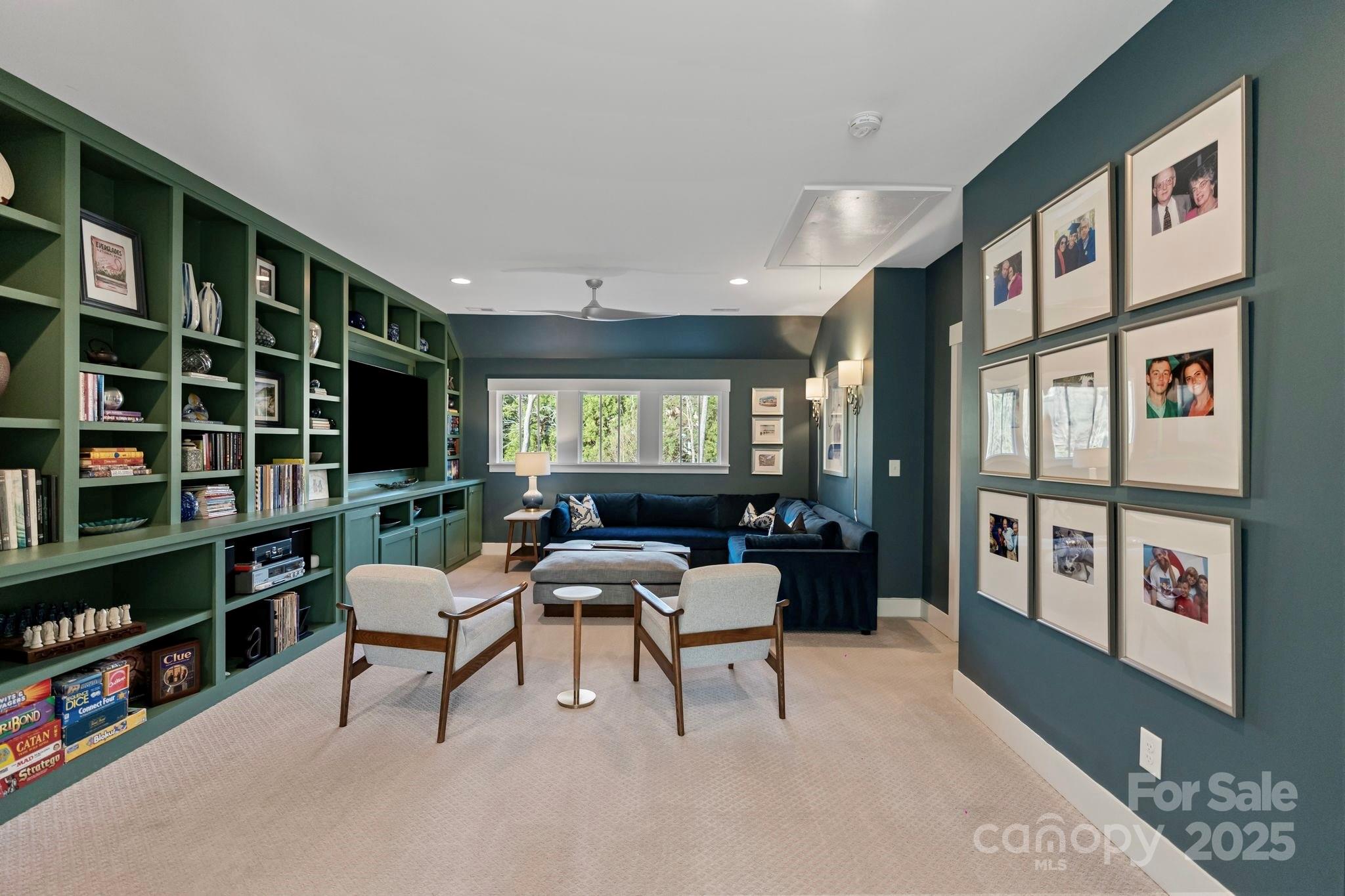 1502 Matthew Mcclure Circle