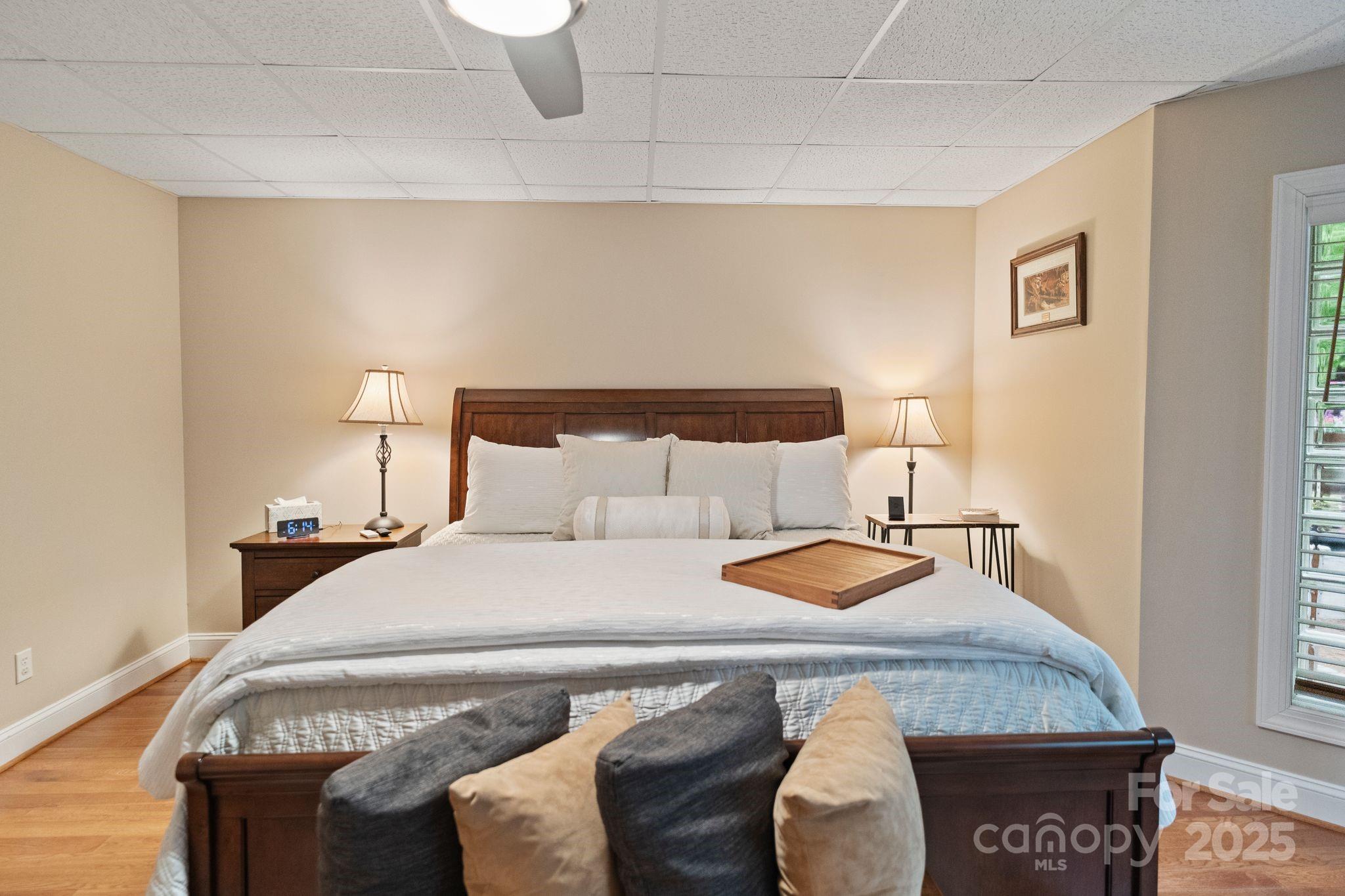 2200 Capes Cove Drive