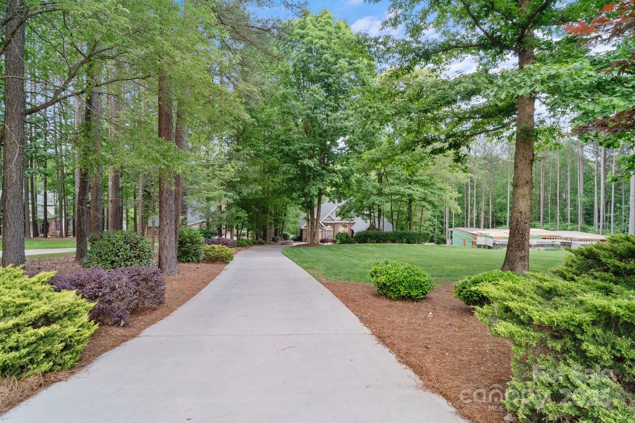 2200 Capes Cove Drive