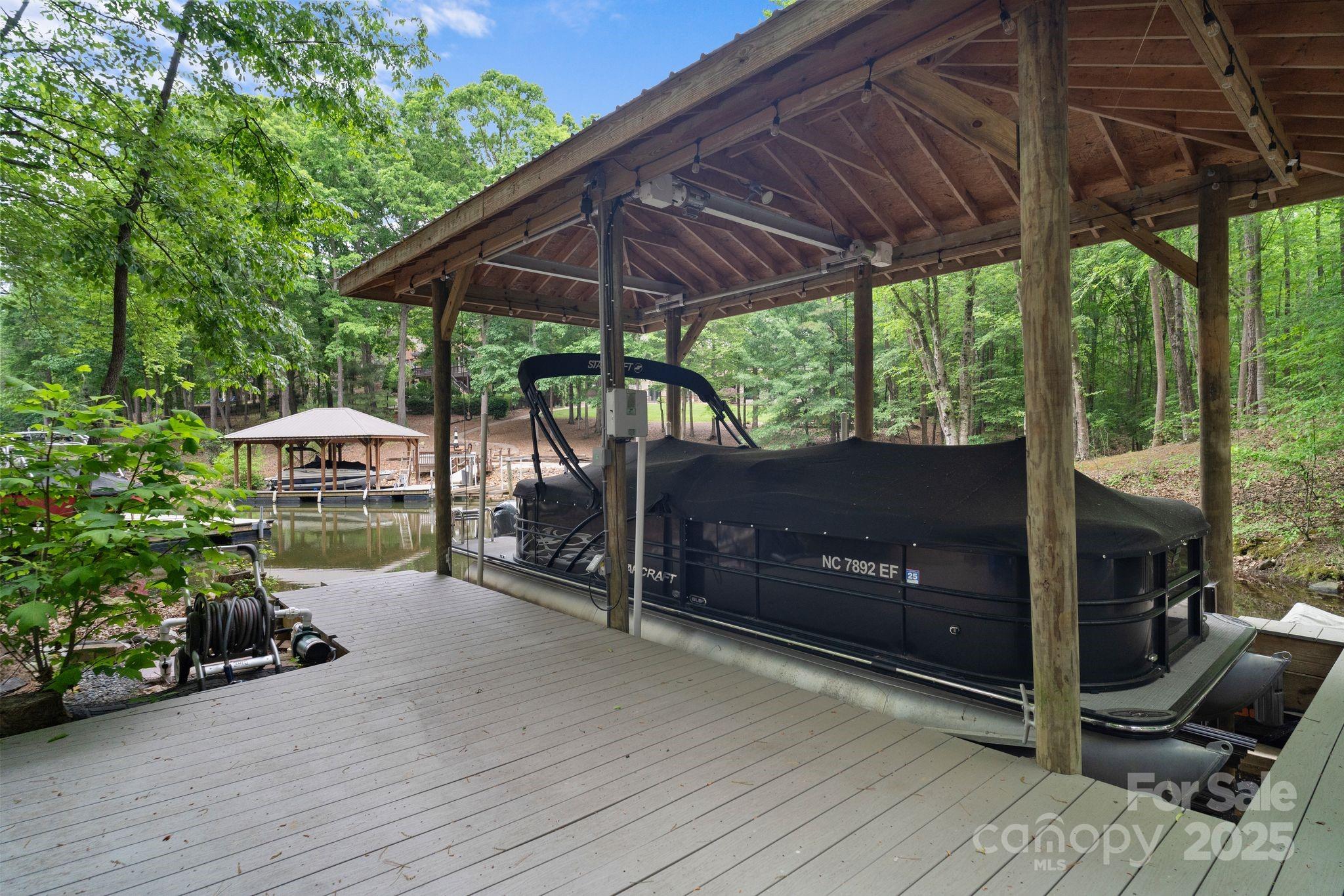 2200 Capes Cove Drive