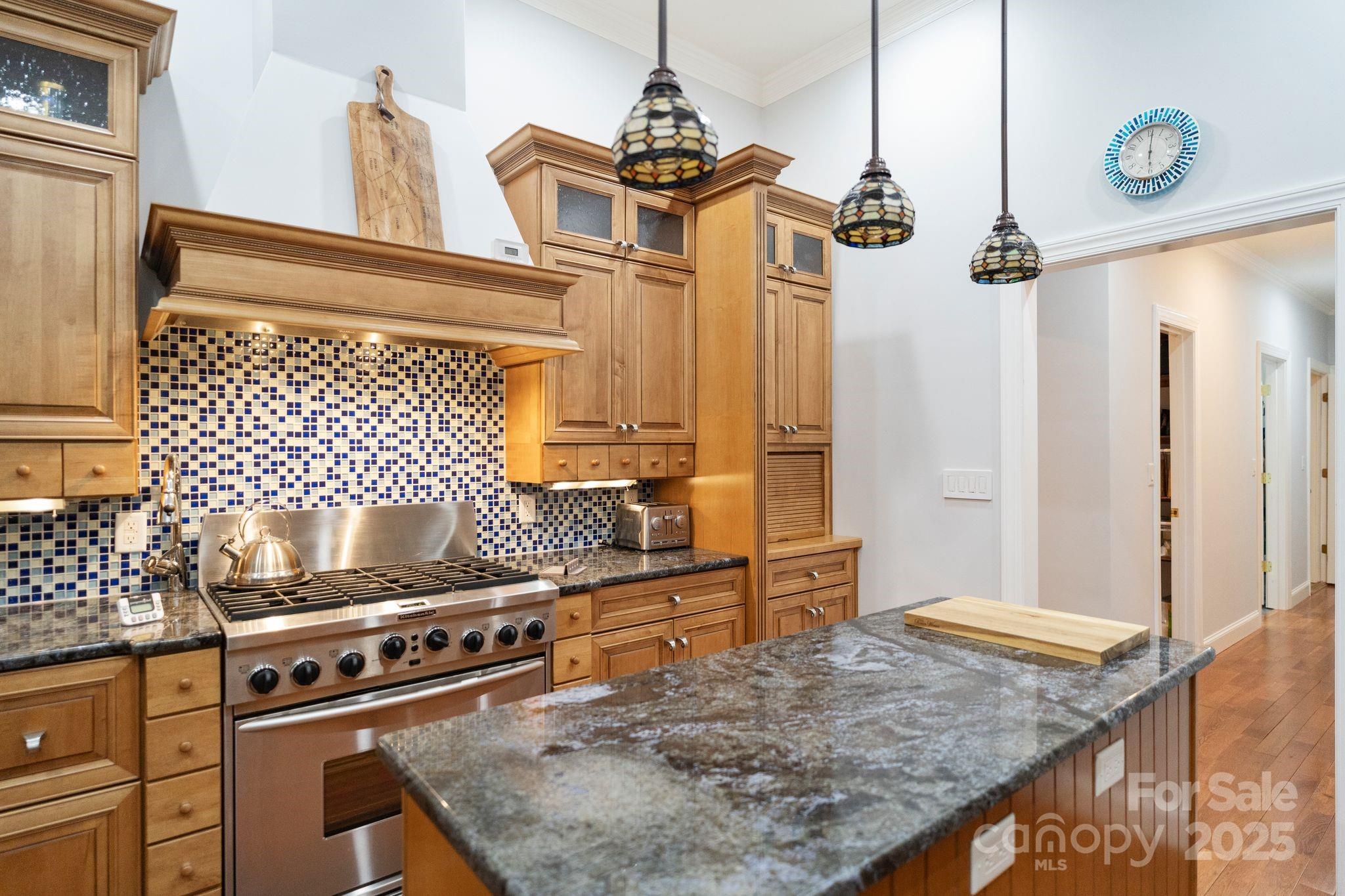 2200 Capes Cove Drive