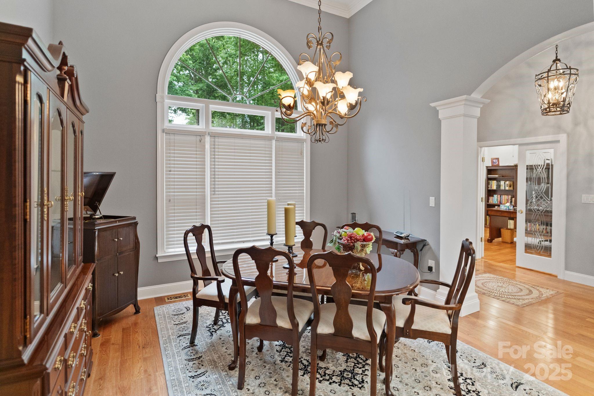 2200 Capes Cove Drive