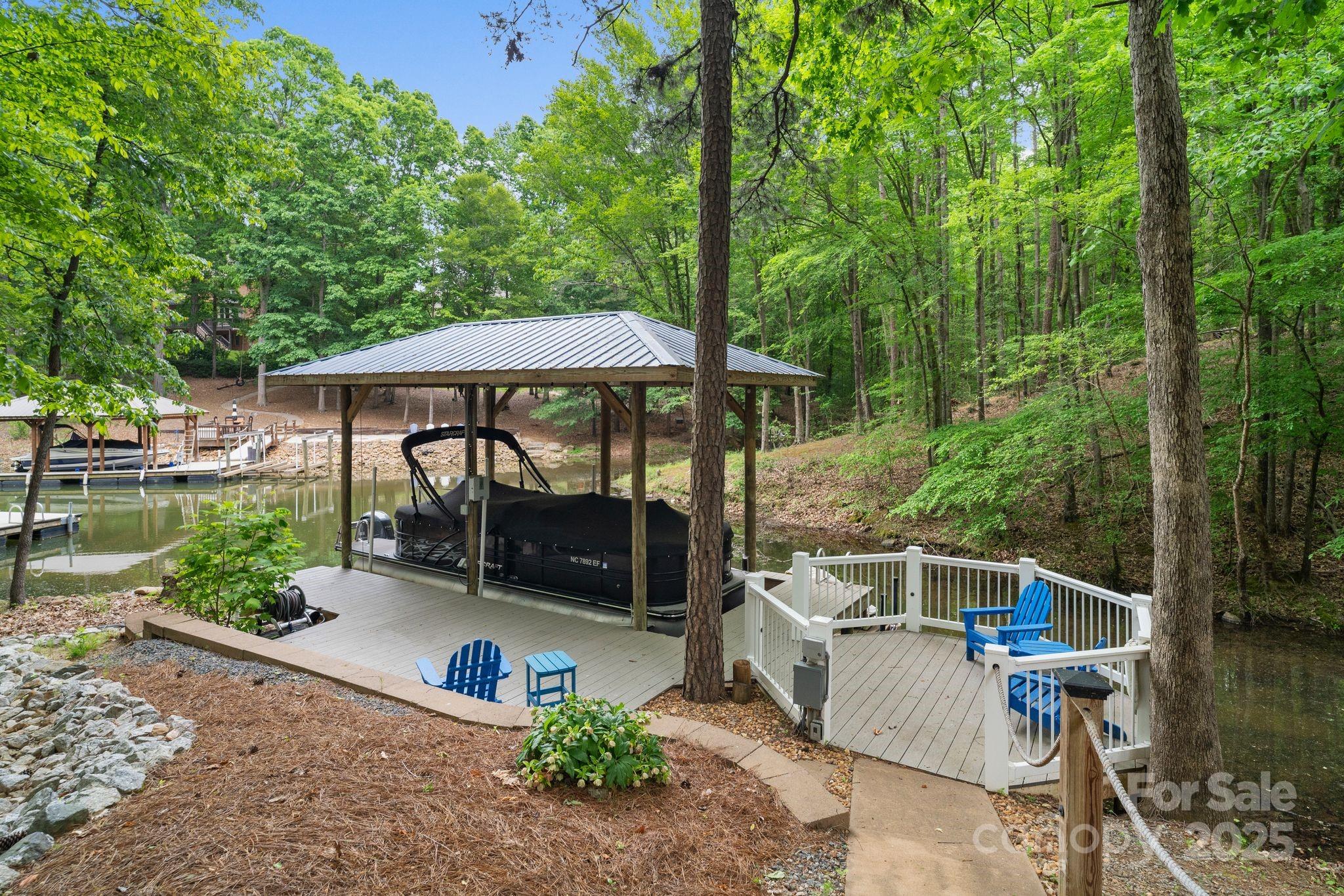 2200 Capes Cove Drive