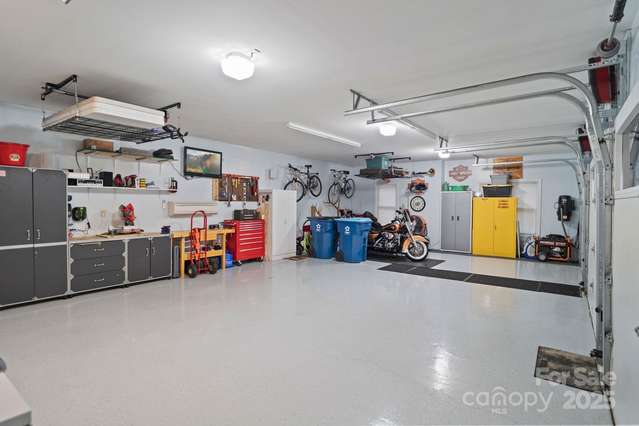 2200 Capes Cove Drive