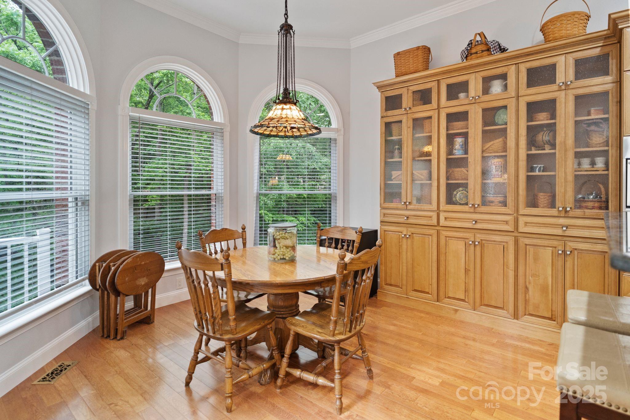 2200 Capes Cove Drive