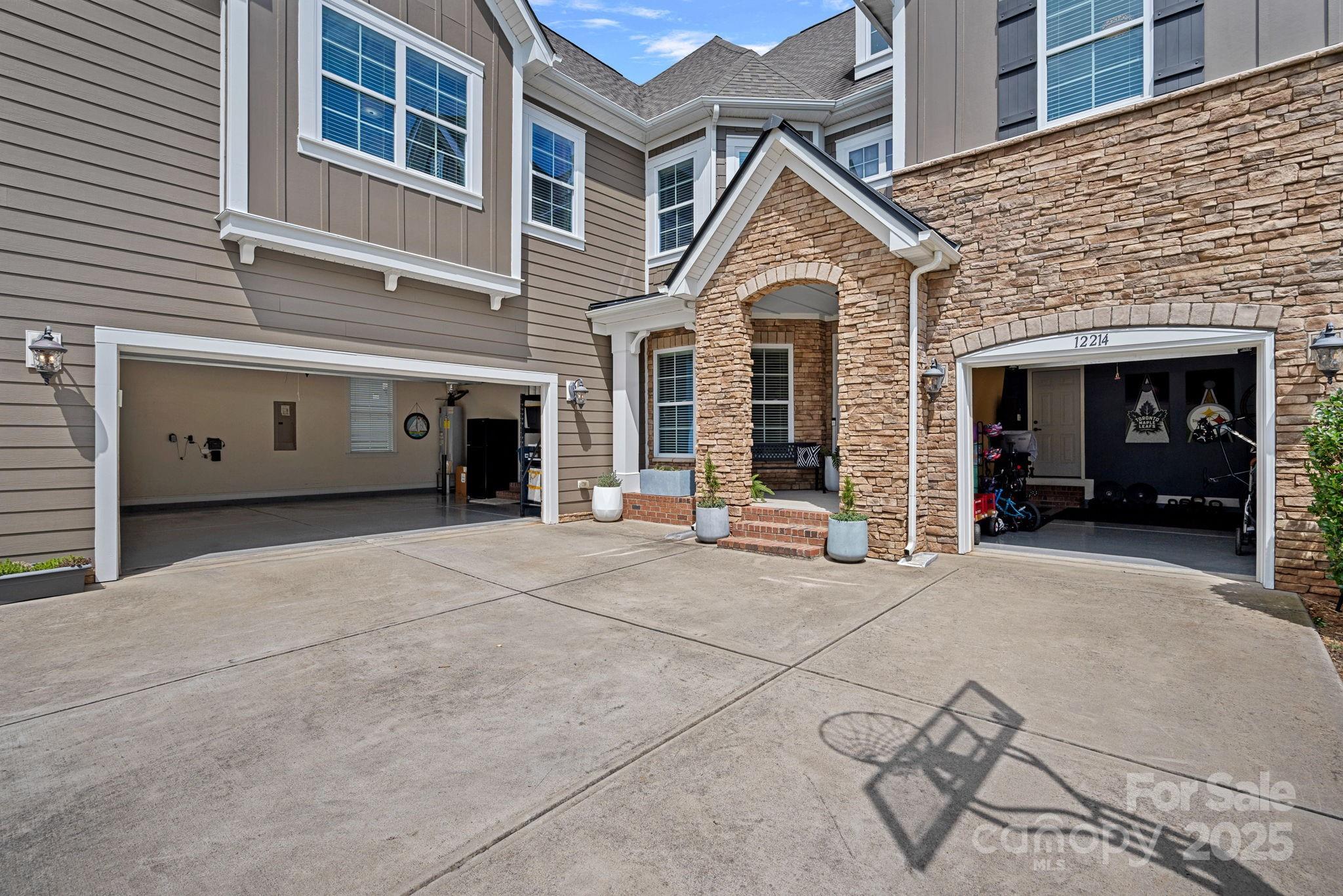 12214 Bonny Oaks Drive