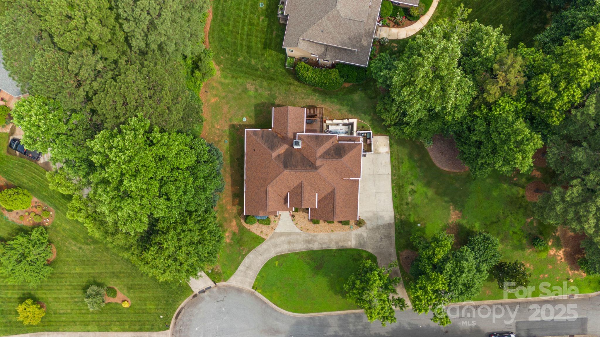 8918 Beach Bluff Court