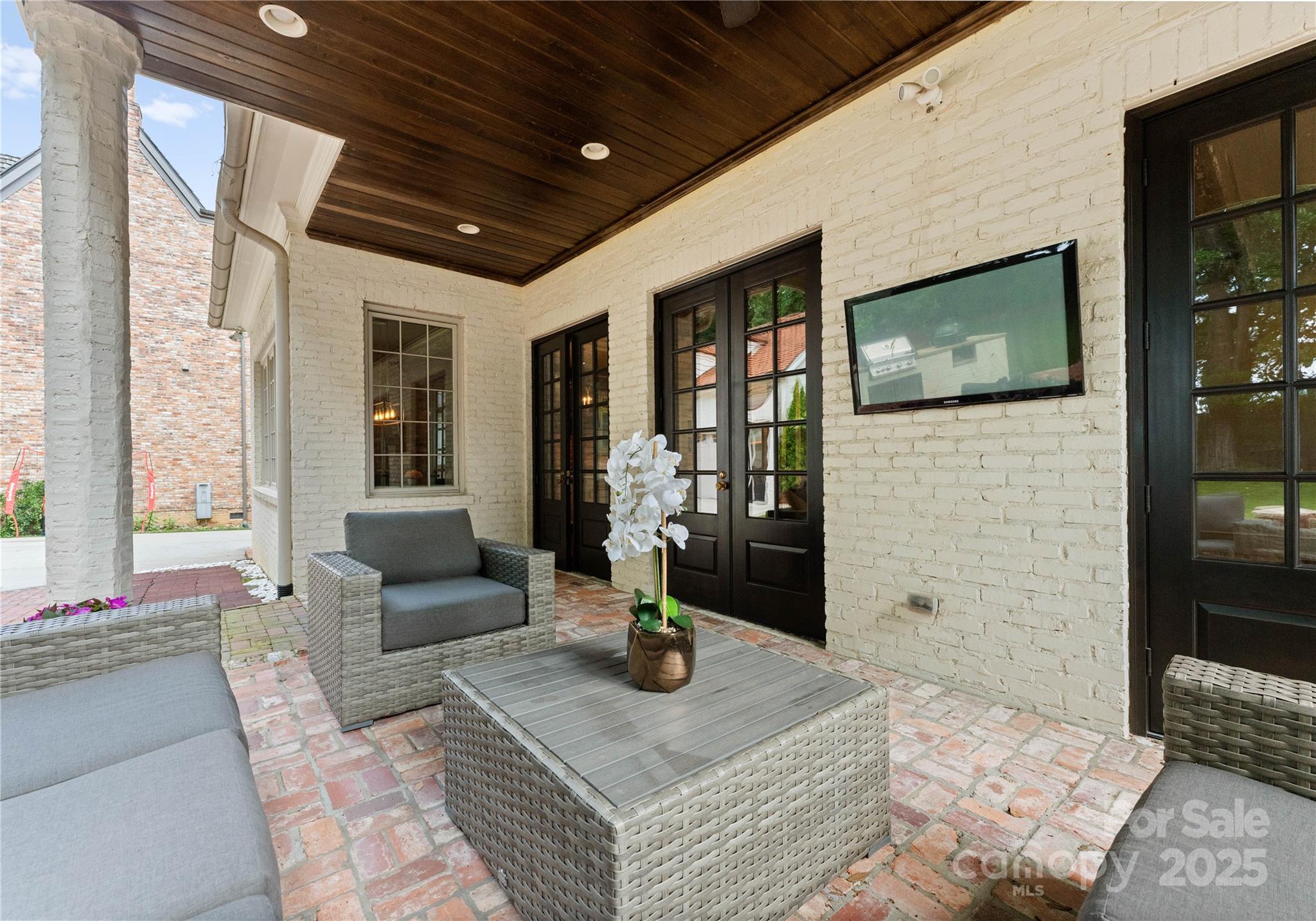4023 Alexandra Alley Drive