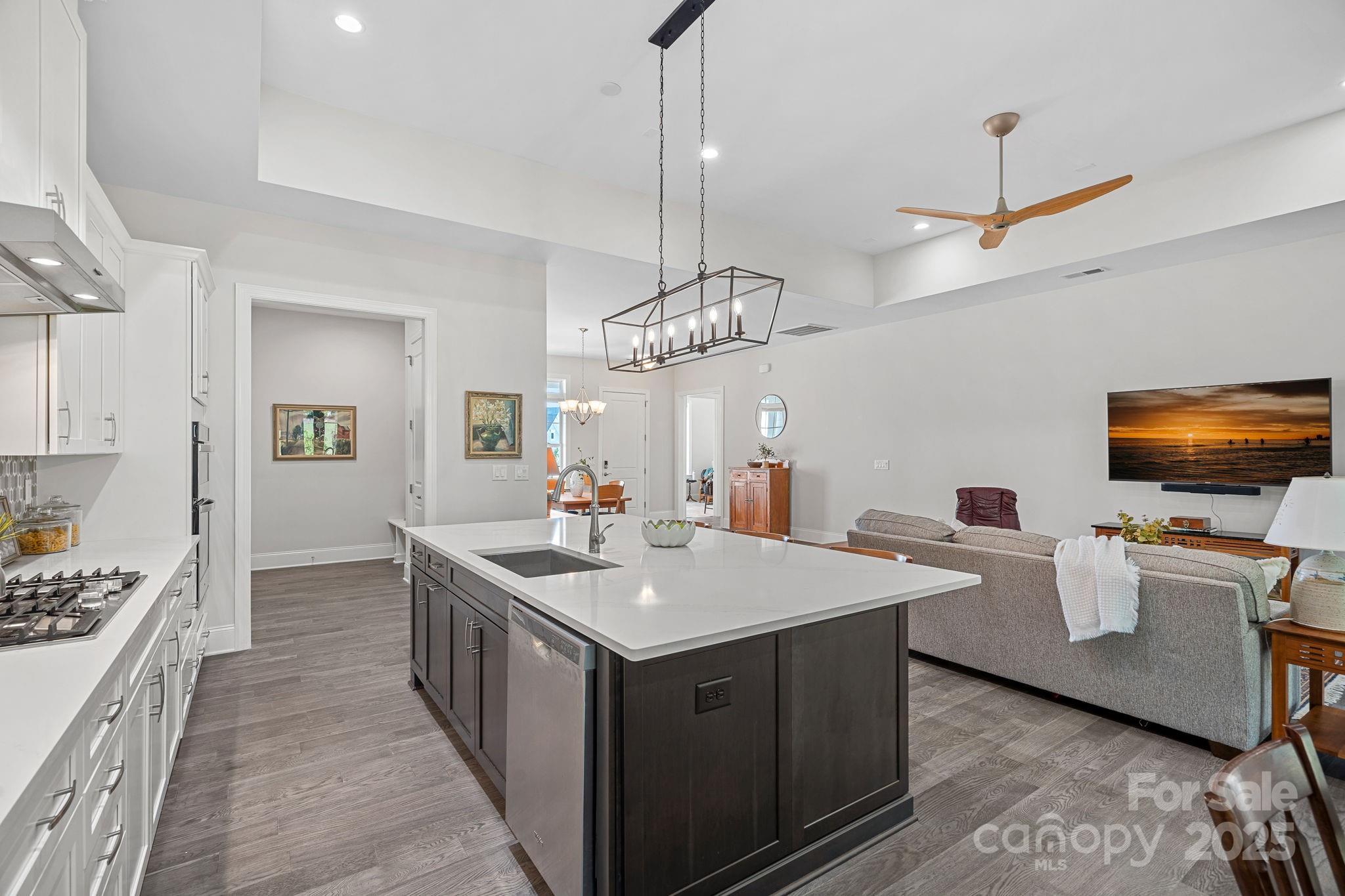 12018 Cove Court