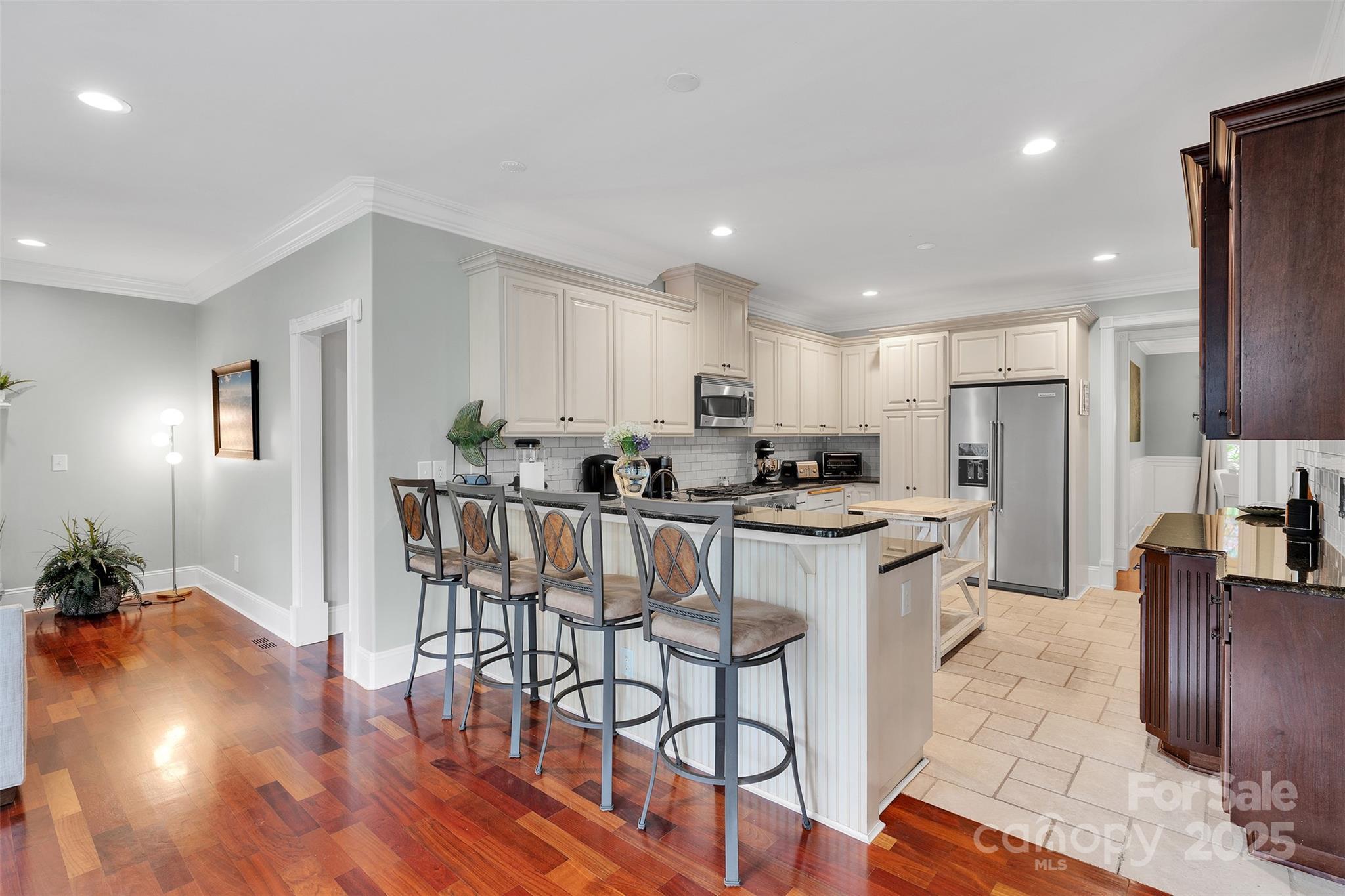 4552 Sawgrass Court
