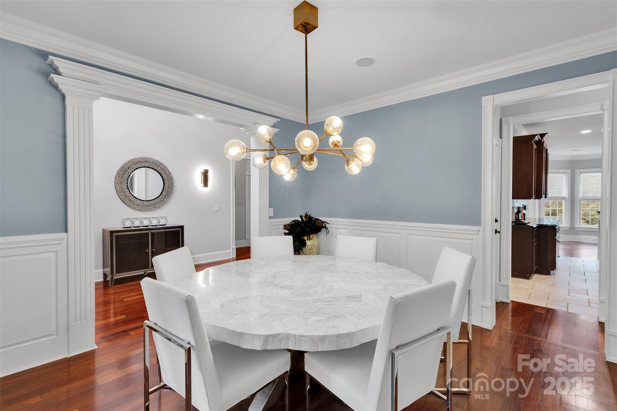 4552 Sawgrass Court