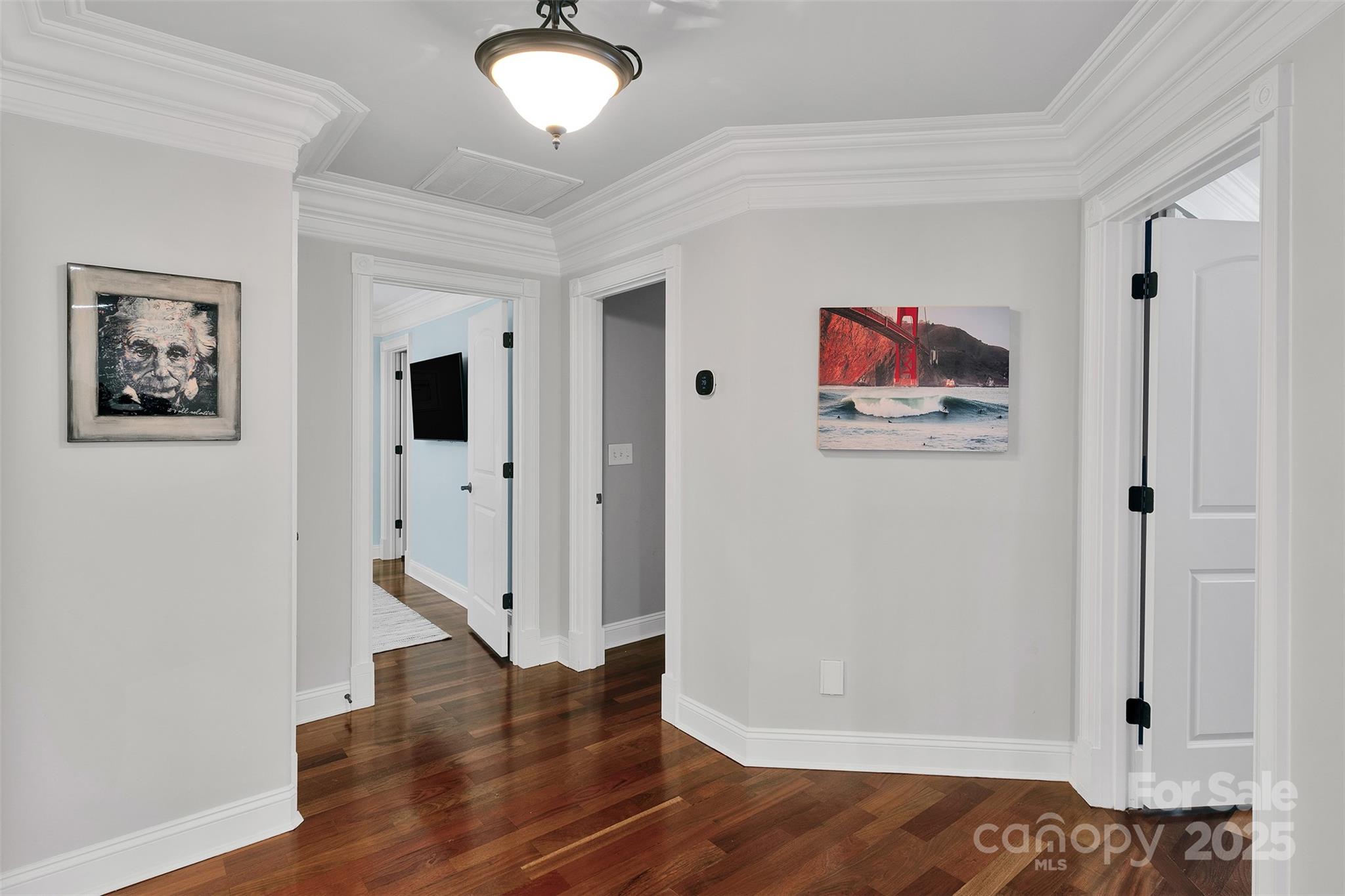 4552 Sawgrass Court