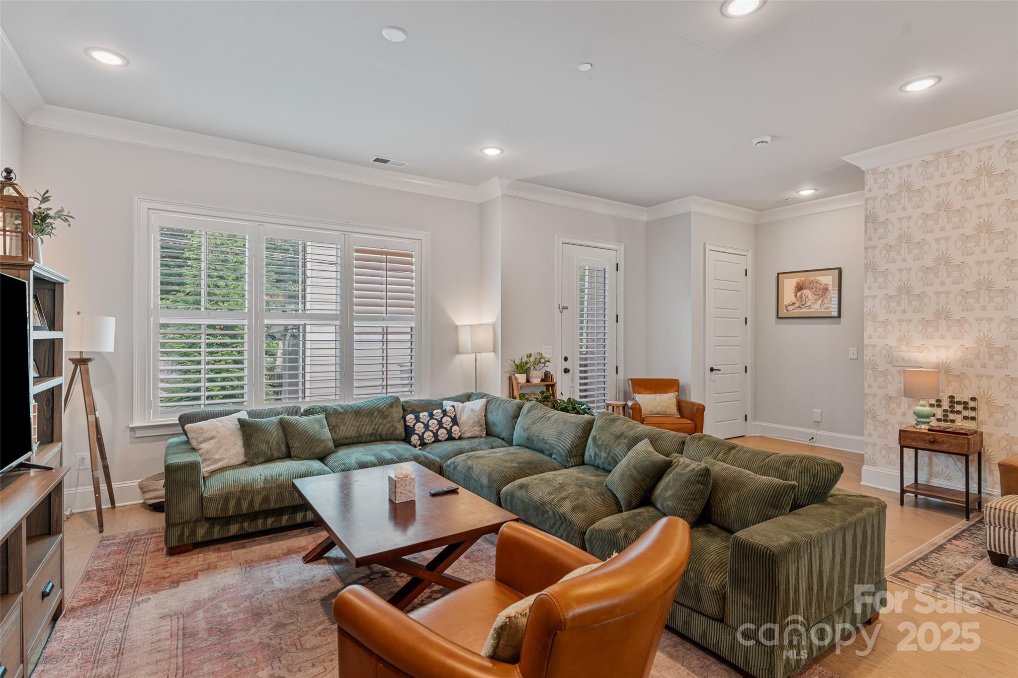 1111 Parkside Greenway Drive