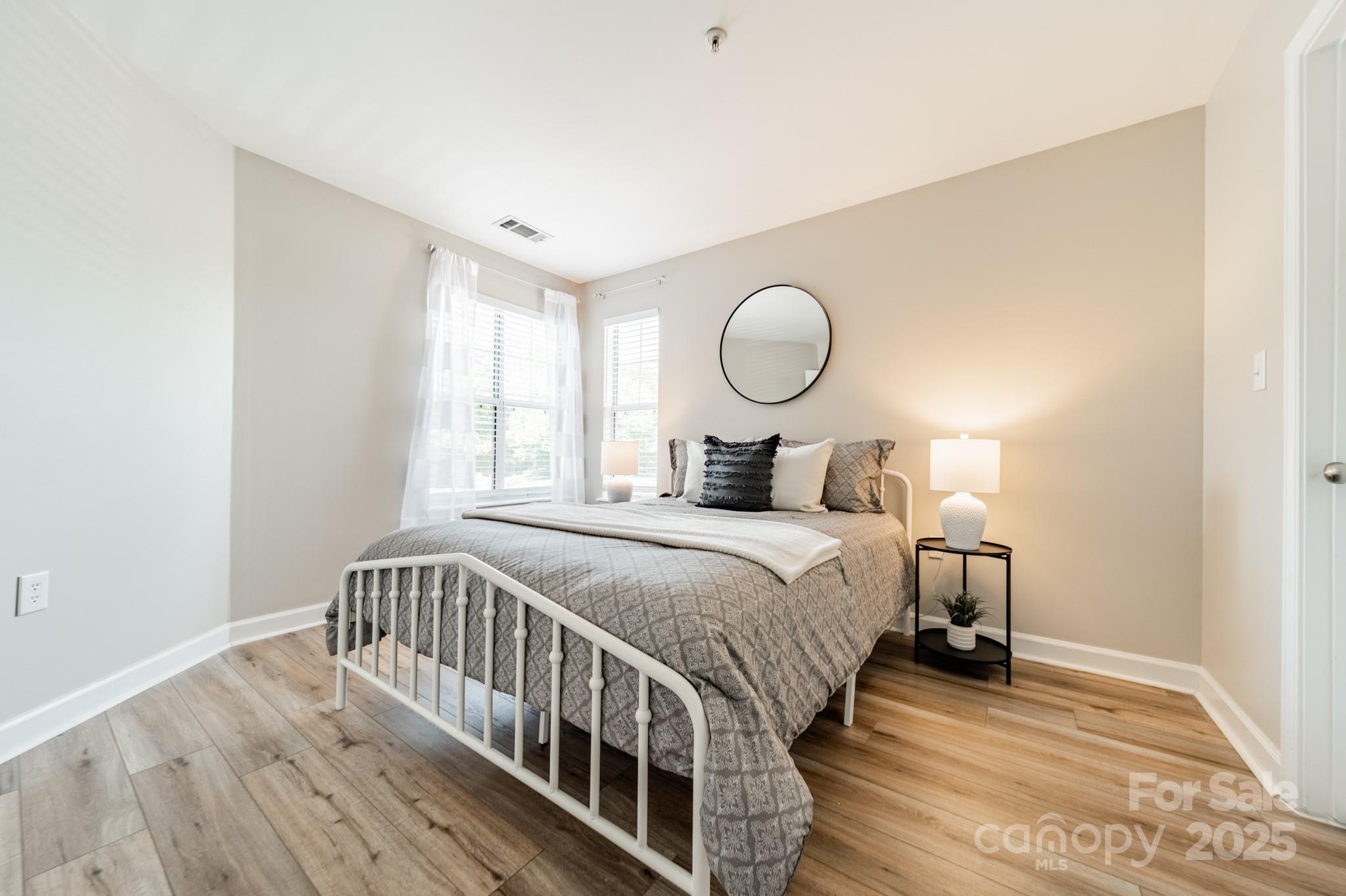 104 Pier 33 Drive Unit: 303